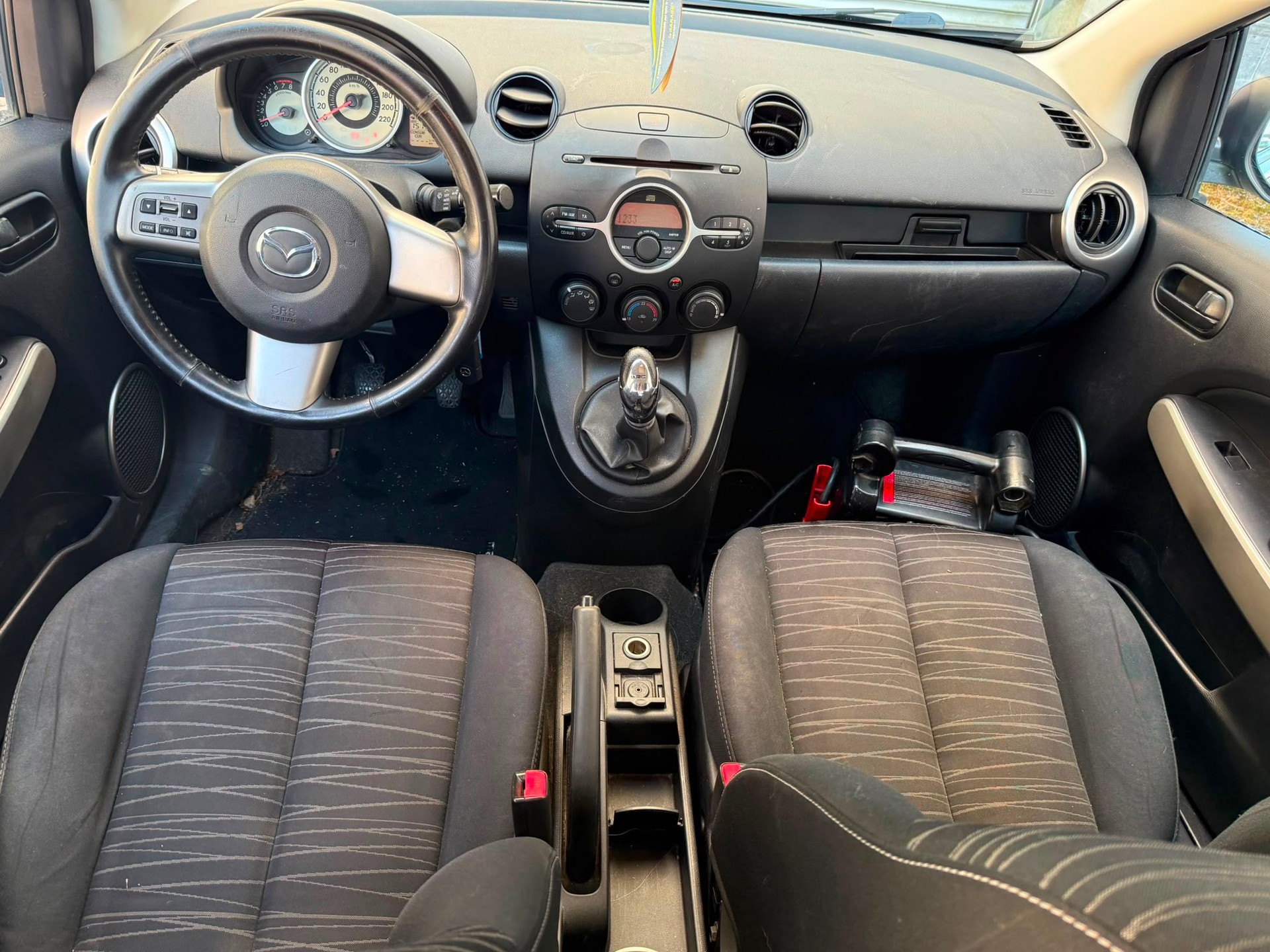 MAZDA 2 1.3i 16V Exclusive-image-4