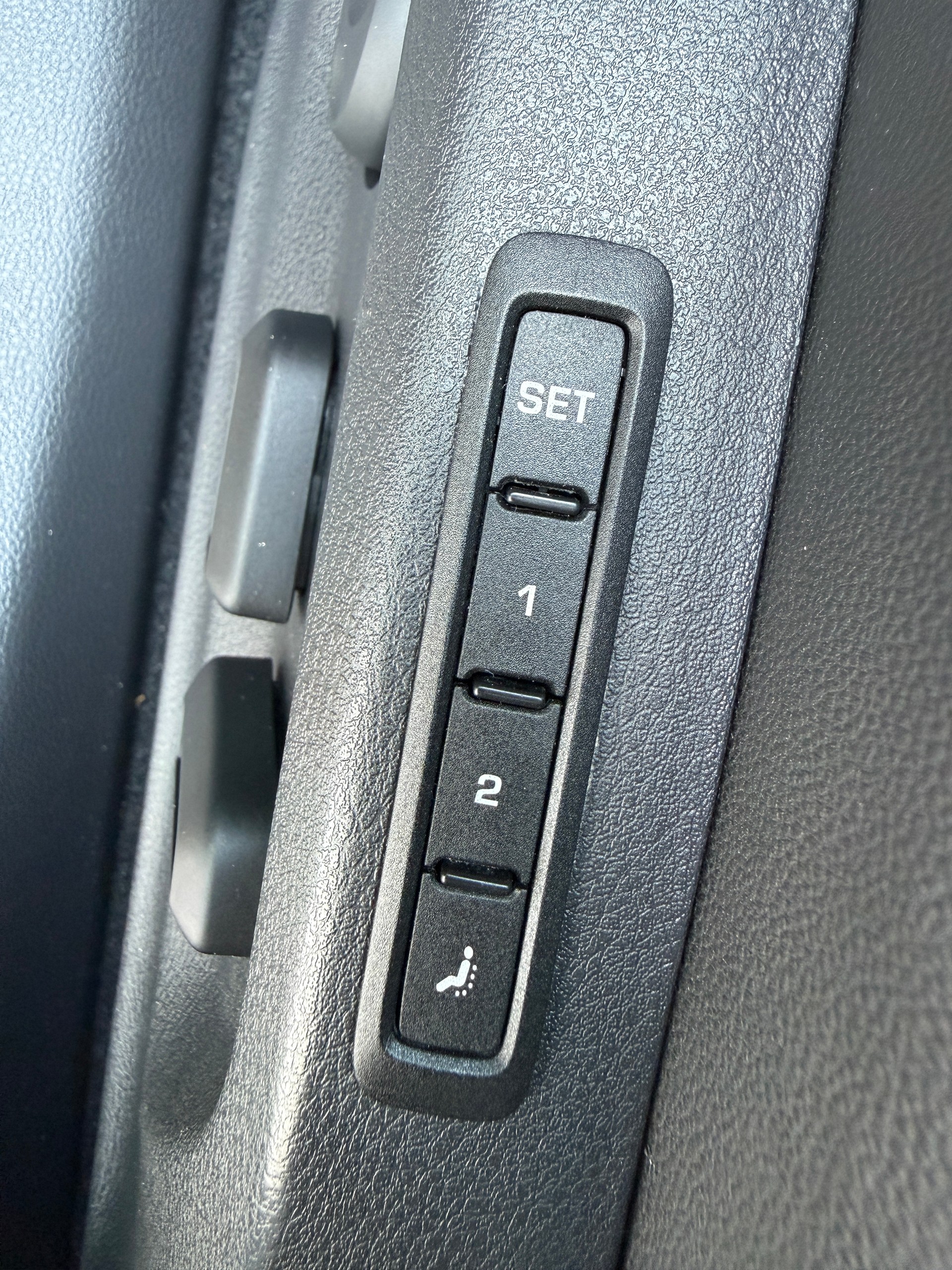 SEAT Alhambra 1.4 TSI FR Line DSG *** 1-HAND ***-image-21