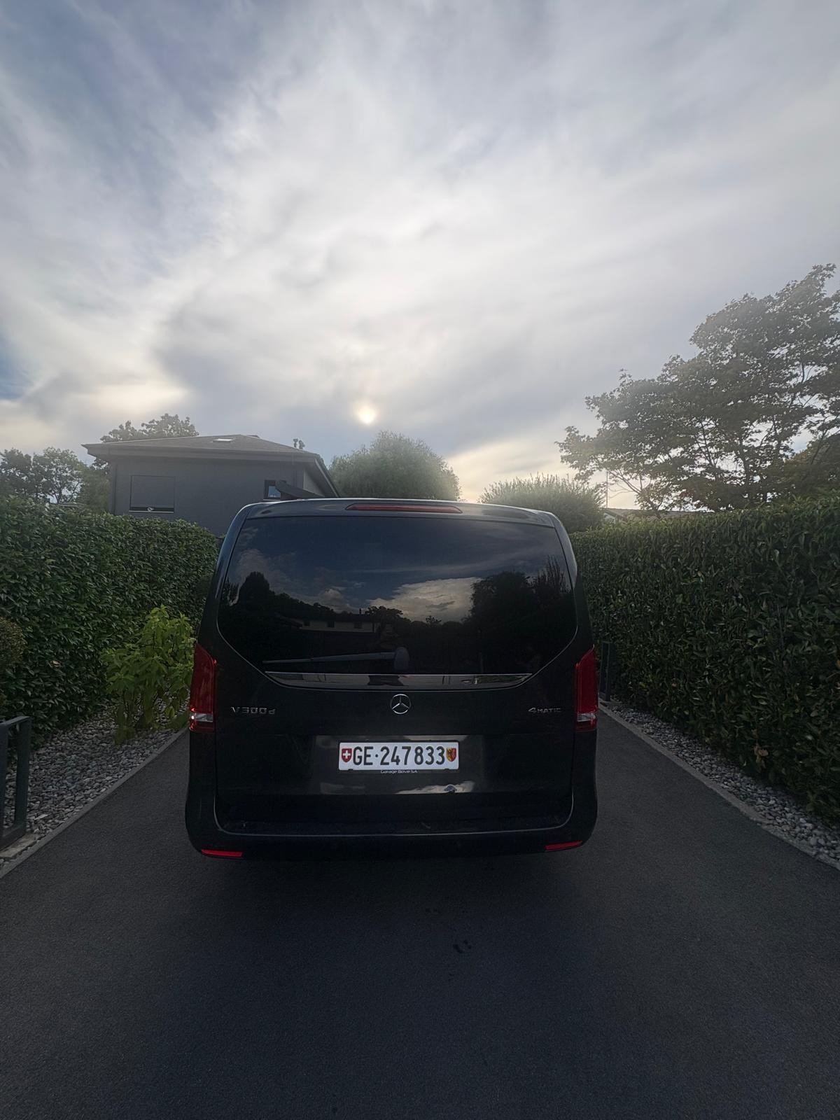 MERCEDES-BENZ V 300-image-1