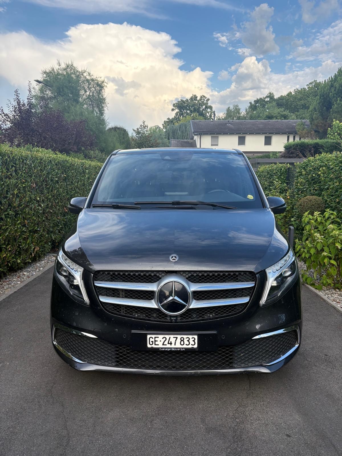 MERCEDES-BENZ V 300