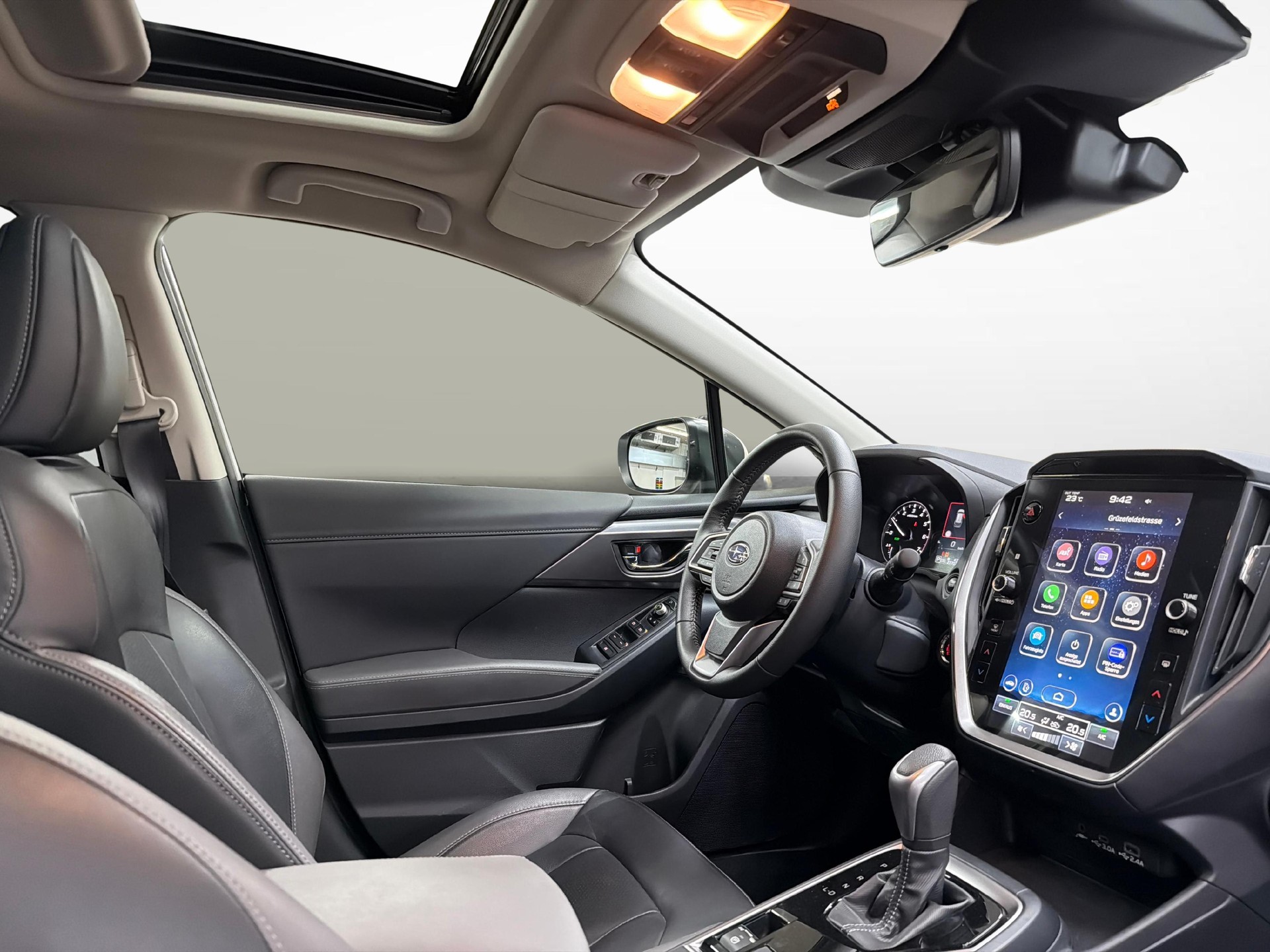 SUBARU Impreza 2.0i e-Boxer Luxury-image-9