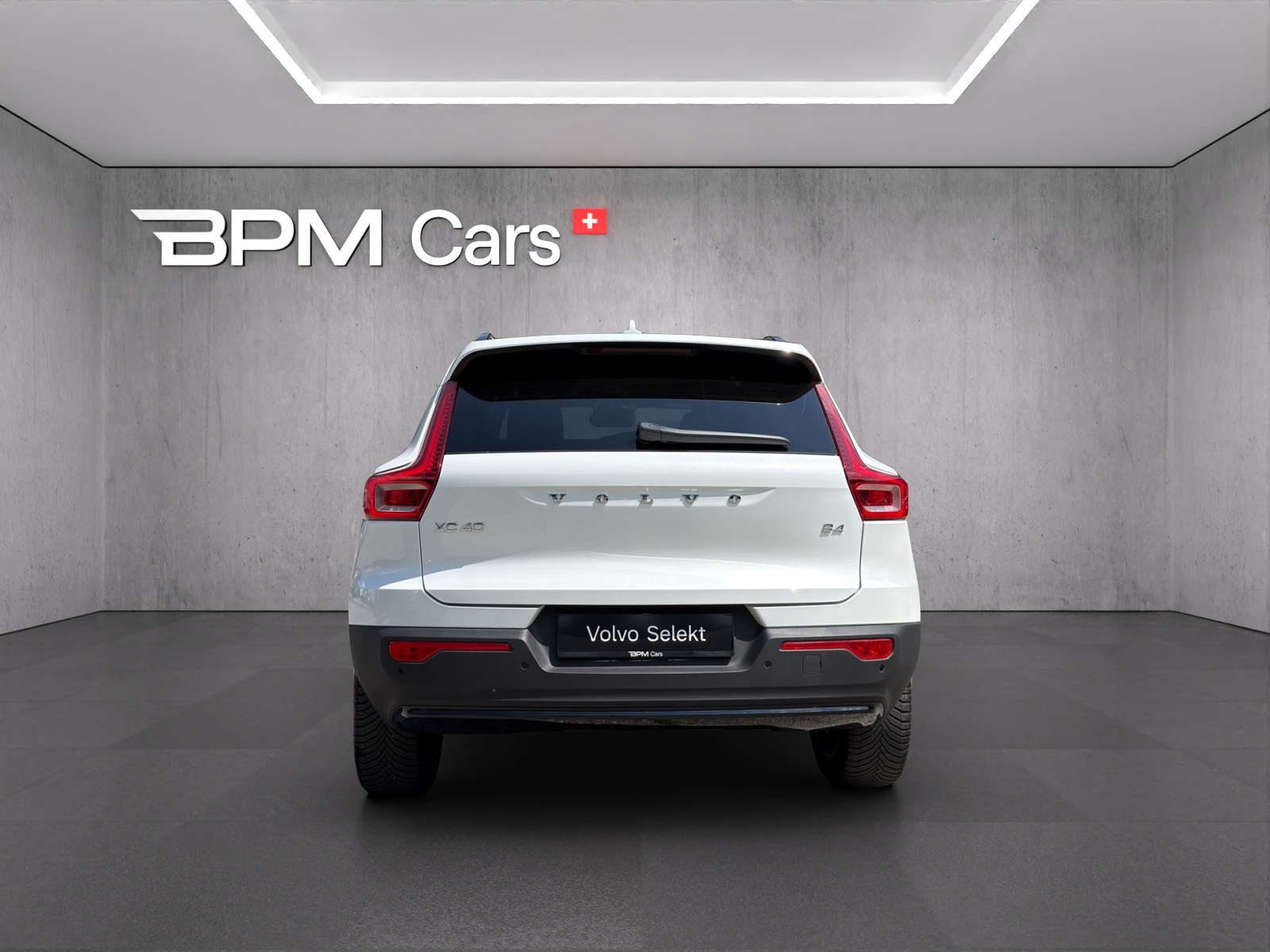 VOLVO XC40 B4 Benzin Mild Hybrid Plus Dark DCT-showroom-element-3