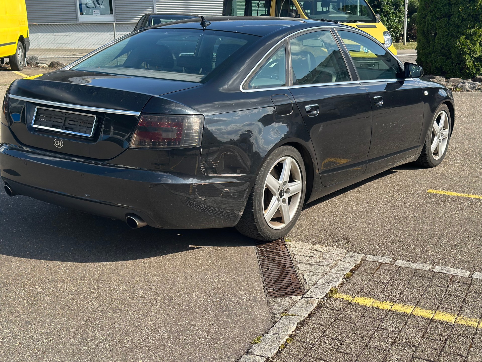 AUDI A6 Limousine 3.2 V6 FSI quattro-image-5