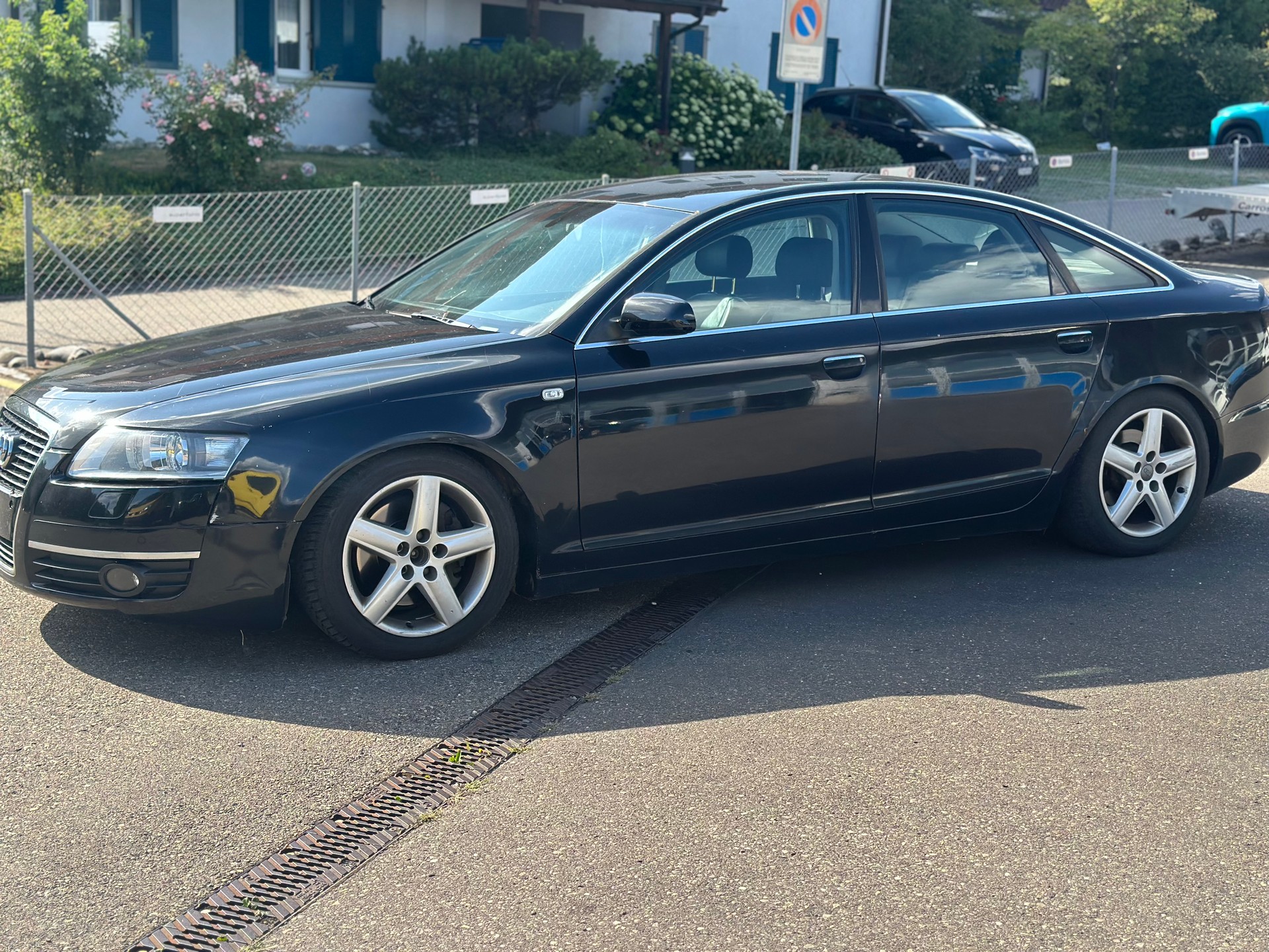 AUDI A6 Limousine 3.2 V6 FSI quattro-showroom-element-1