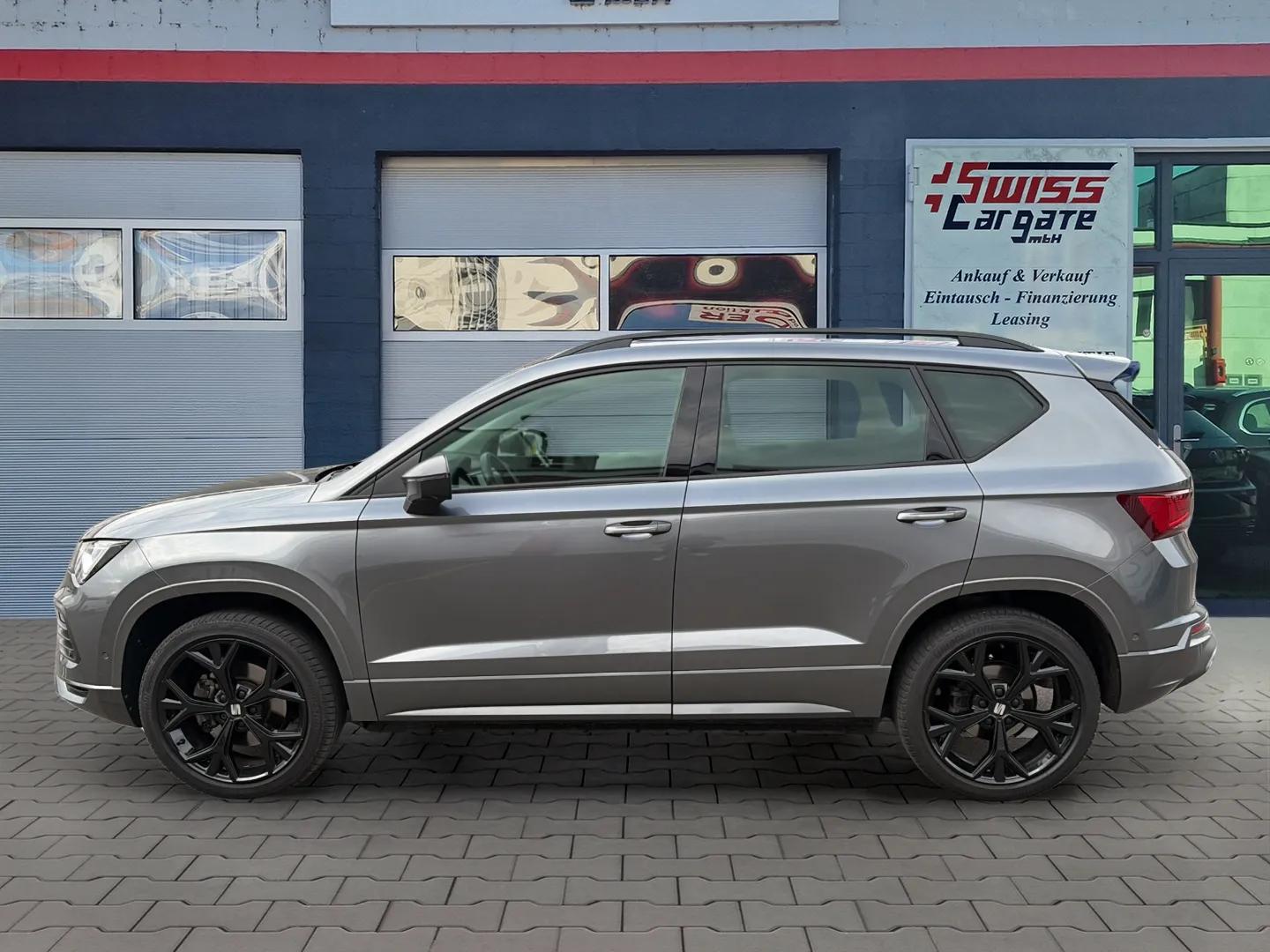 SEAT Ateca 2.0 TSI FR 4Drive DSG mit AHK & Panoramadach-image-4