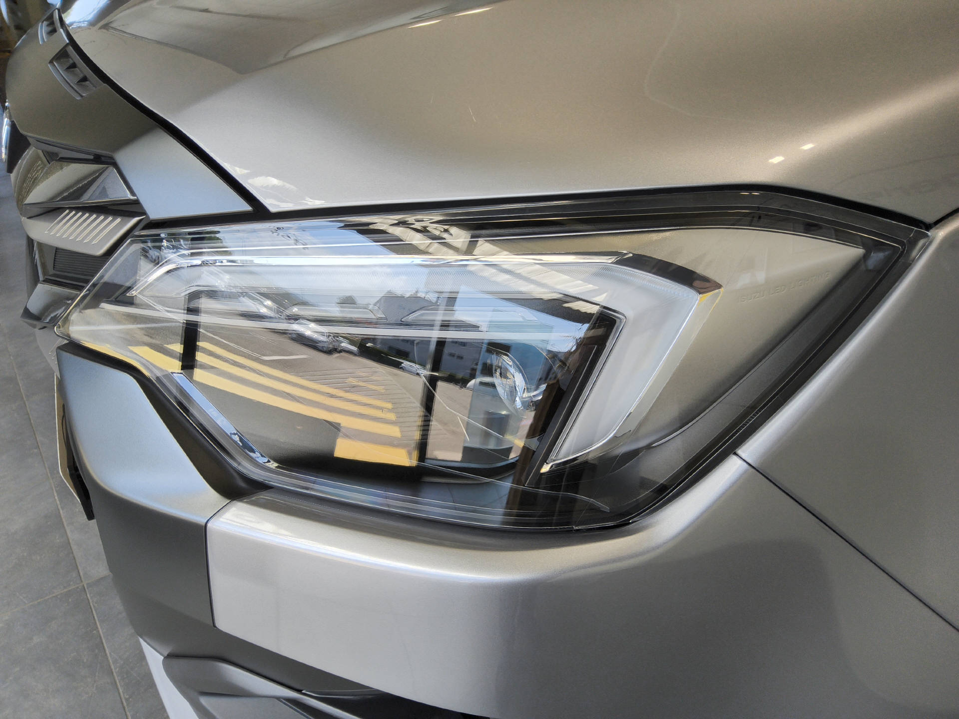 ISUZU D-Max Crew Pick-up 2.2 DDi Nitro Sport 4x4-image-15