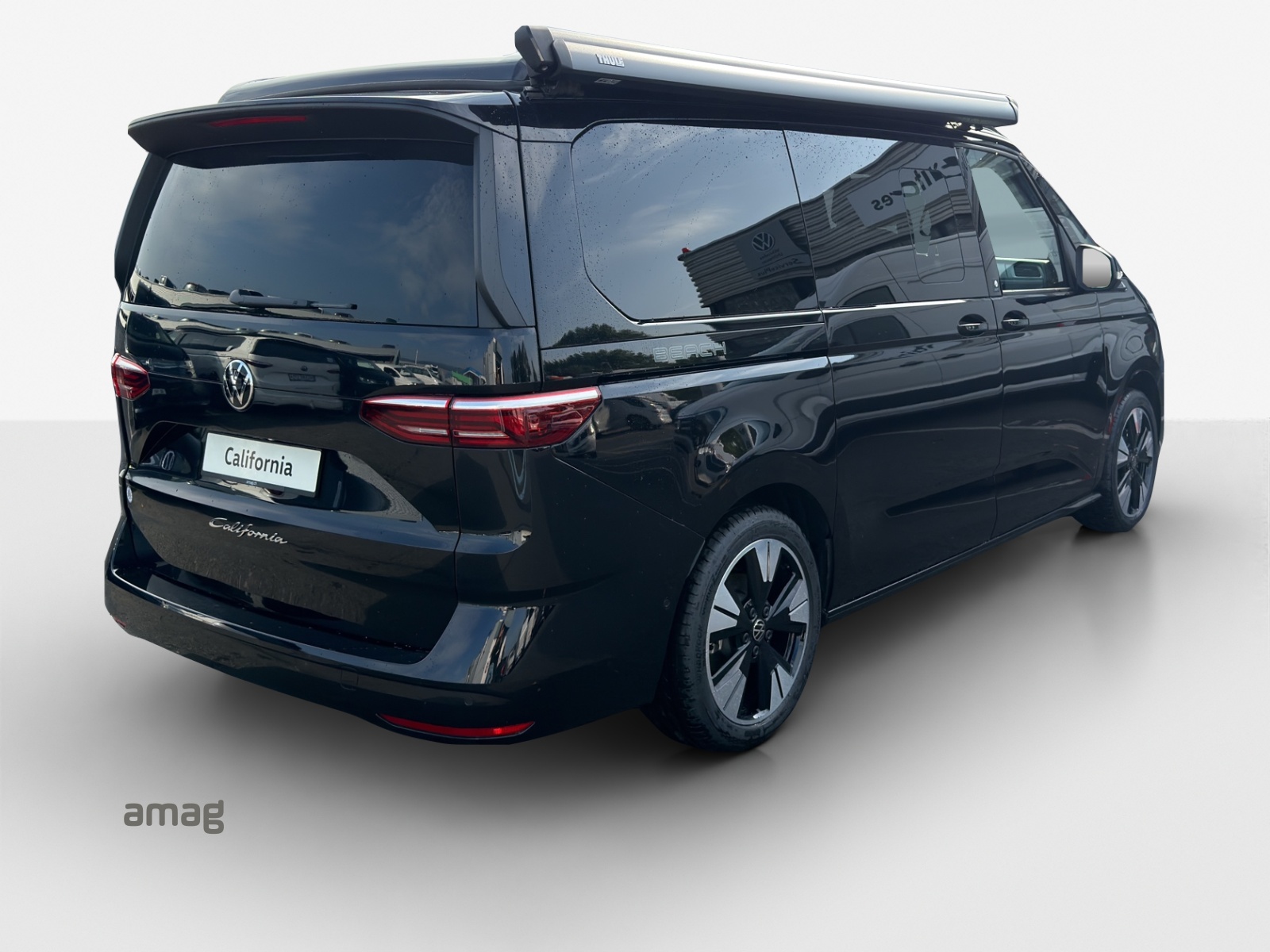 VW California 2.0 TSI Beach Tour-image-4
