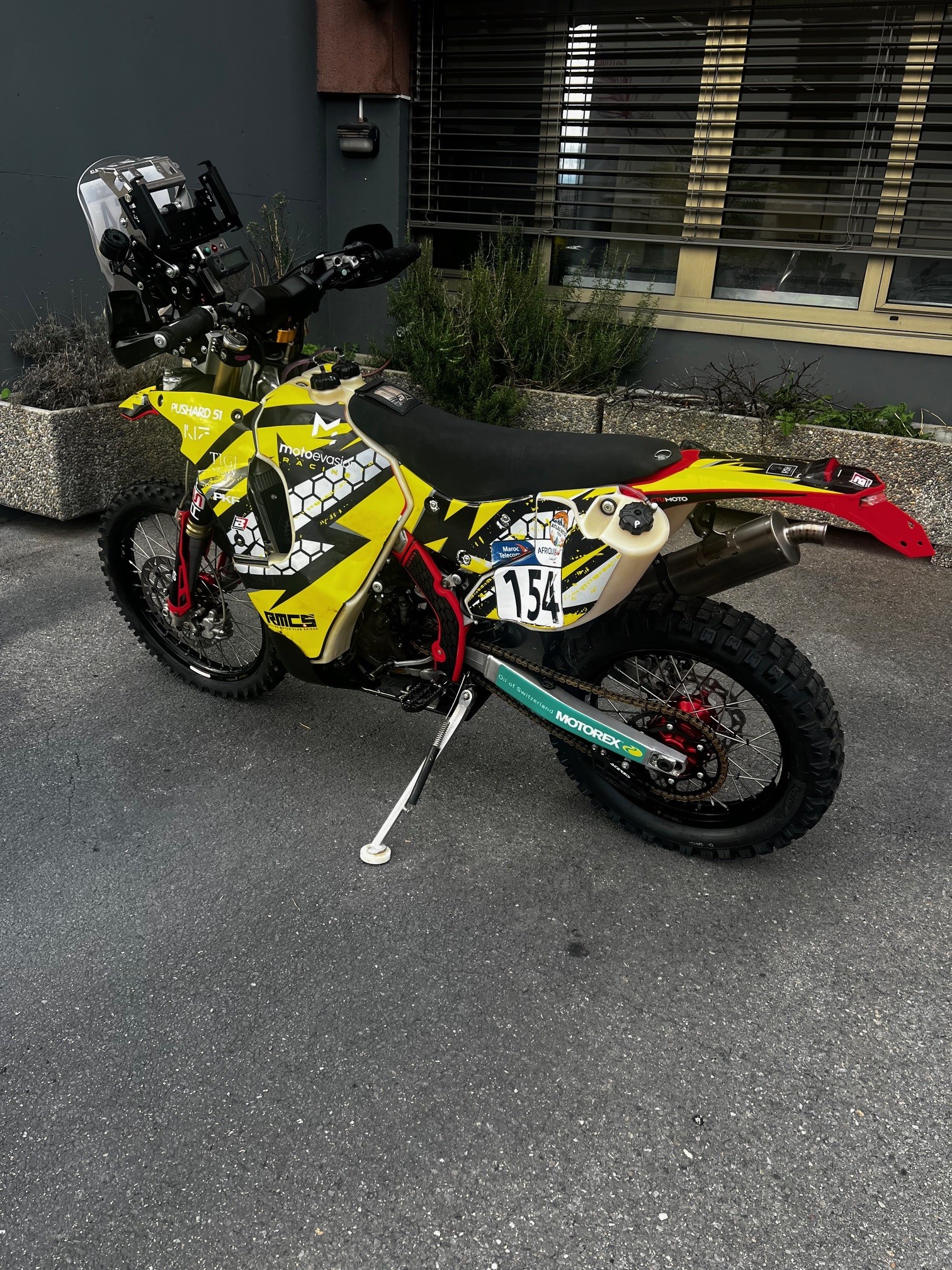 HONDA CRF 450 RX Country-image-3