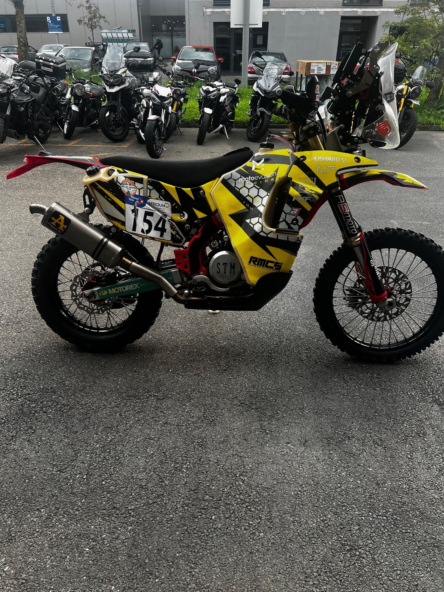 HONDA CRF 450 RX Country-image-0
