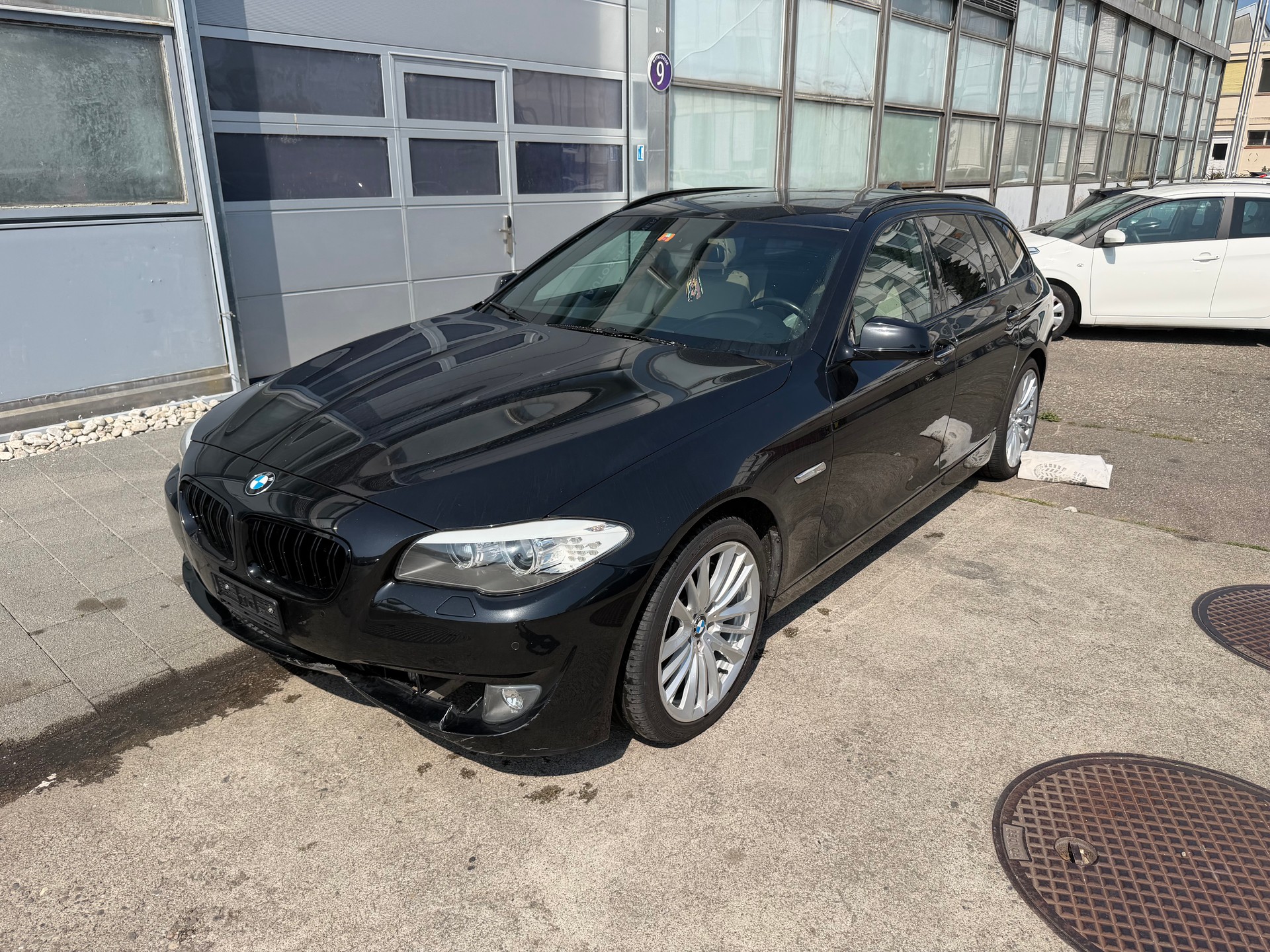 BMW 535i Touring Steptronic-image-1