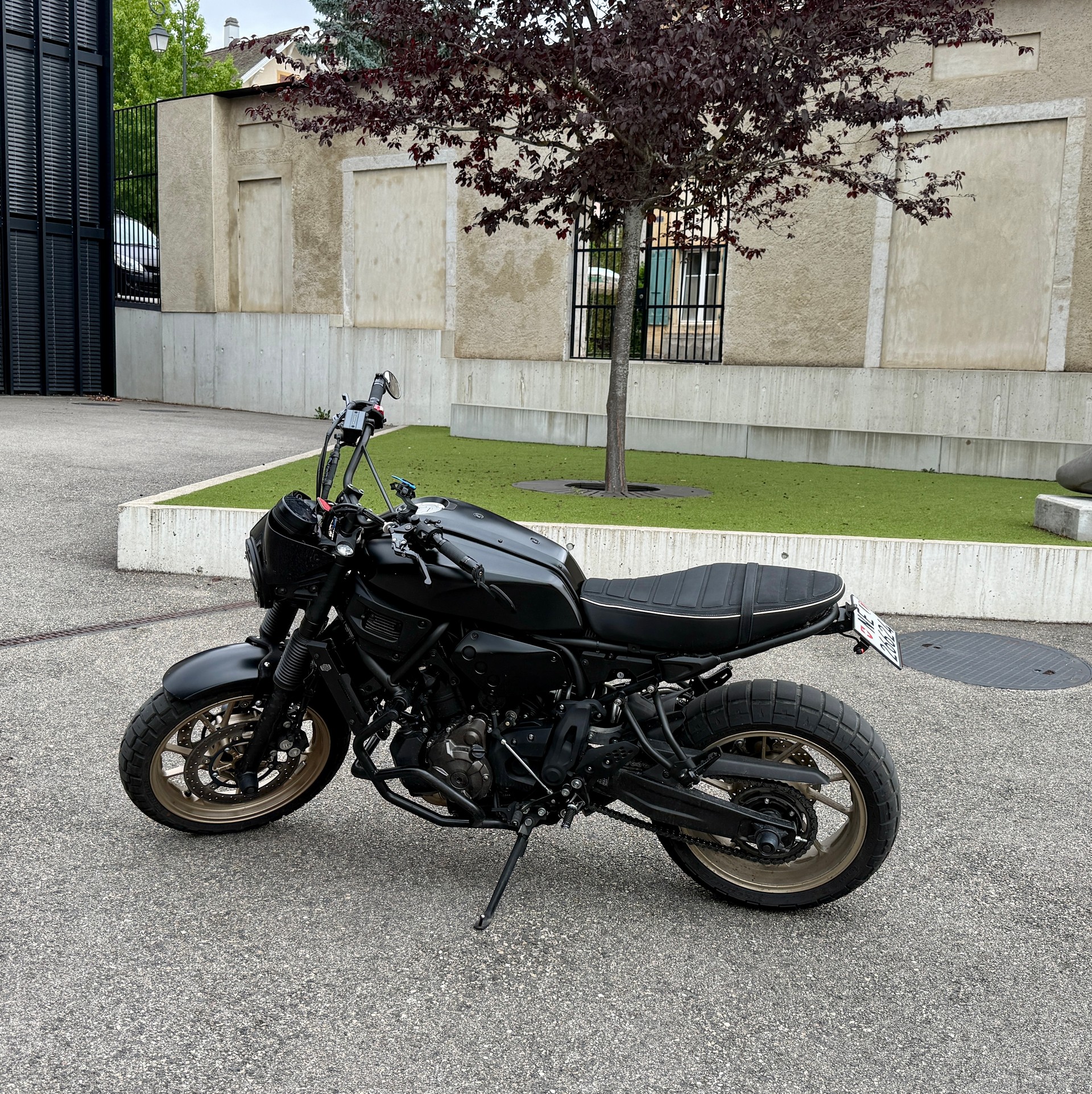 YAMAHA XSR 700 Legacy-image-0