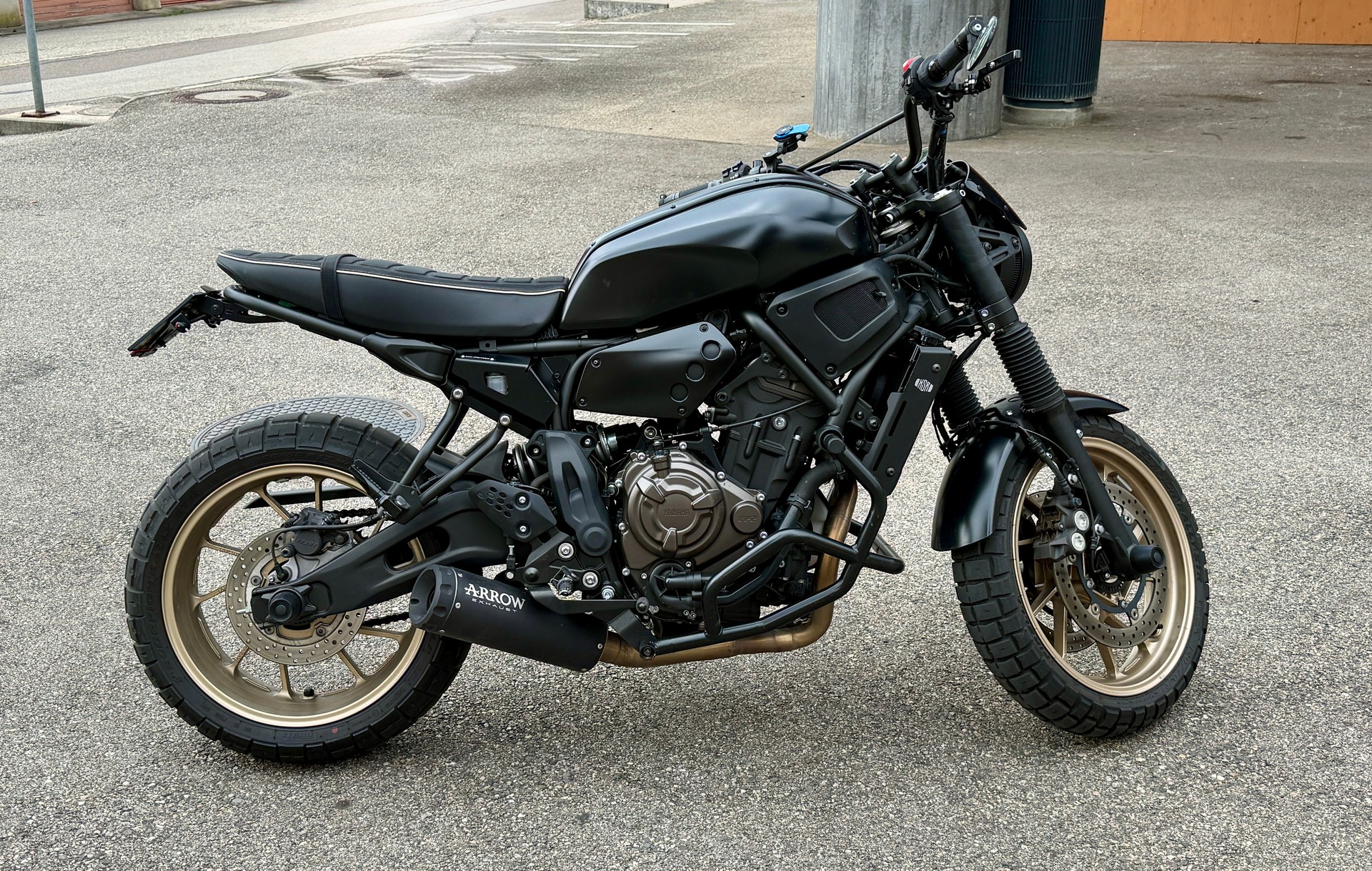 YAMAHA XSR 700 Legacy-image-3