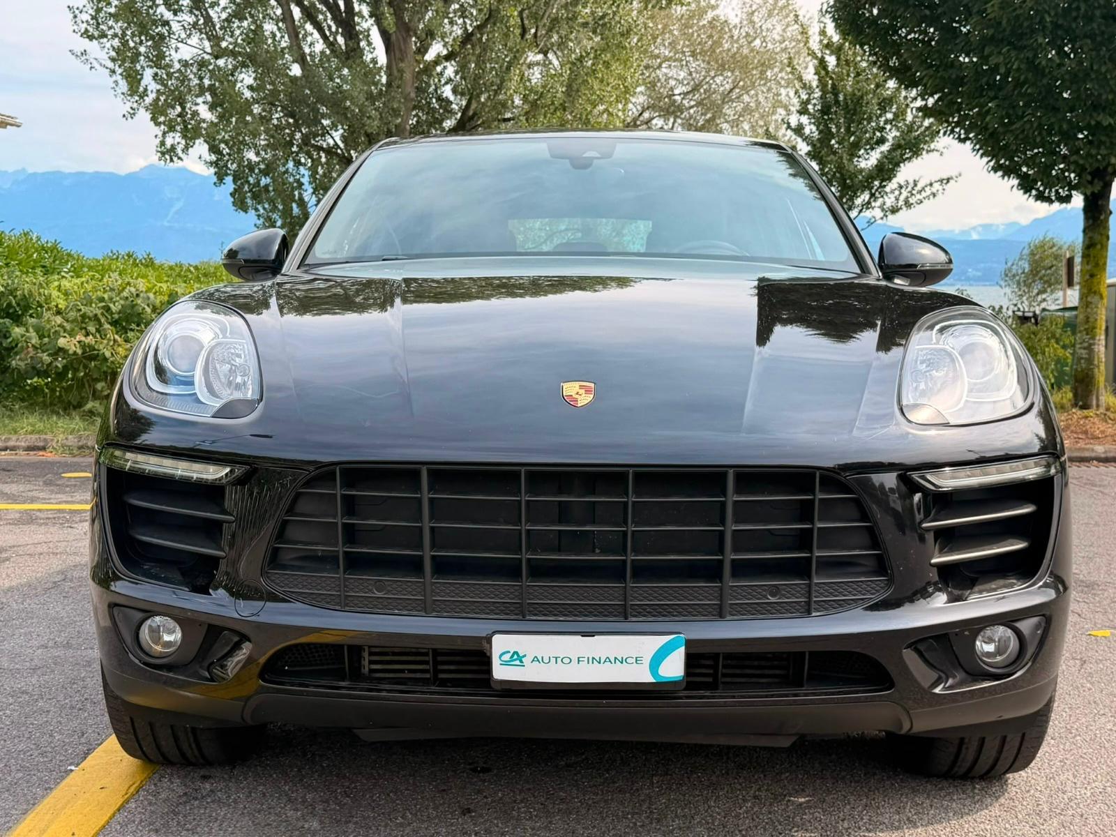 PORSCHE Macan S Diesel PDK-showroom-element-1