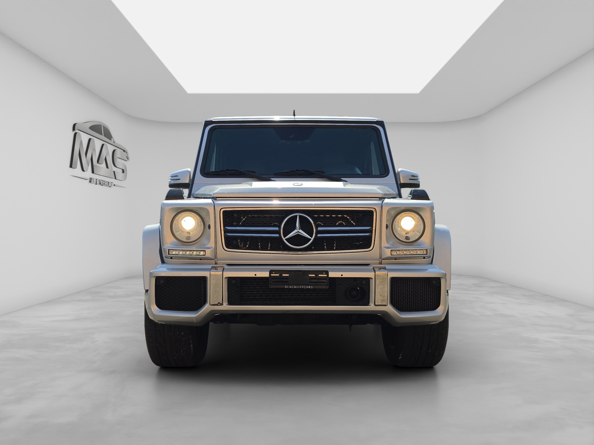 MERCEDES-BENZ G 63 AMG Automatic-showroom-element-1