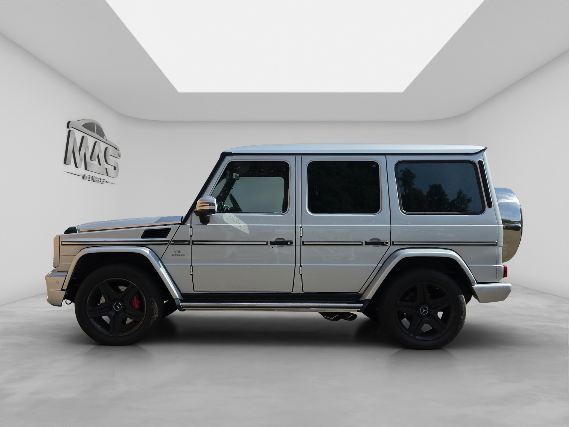 MERCEDES-BENZ G 63 AMG Automatic-showroom-element-2