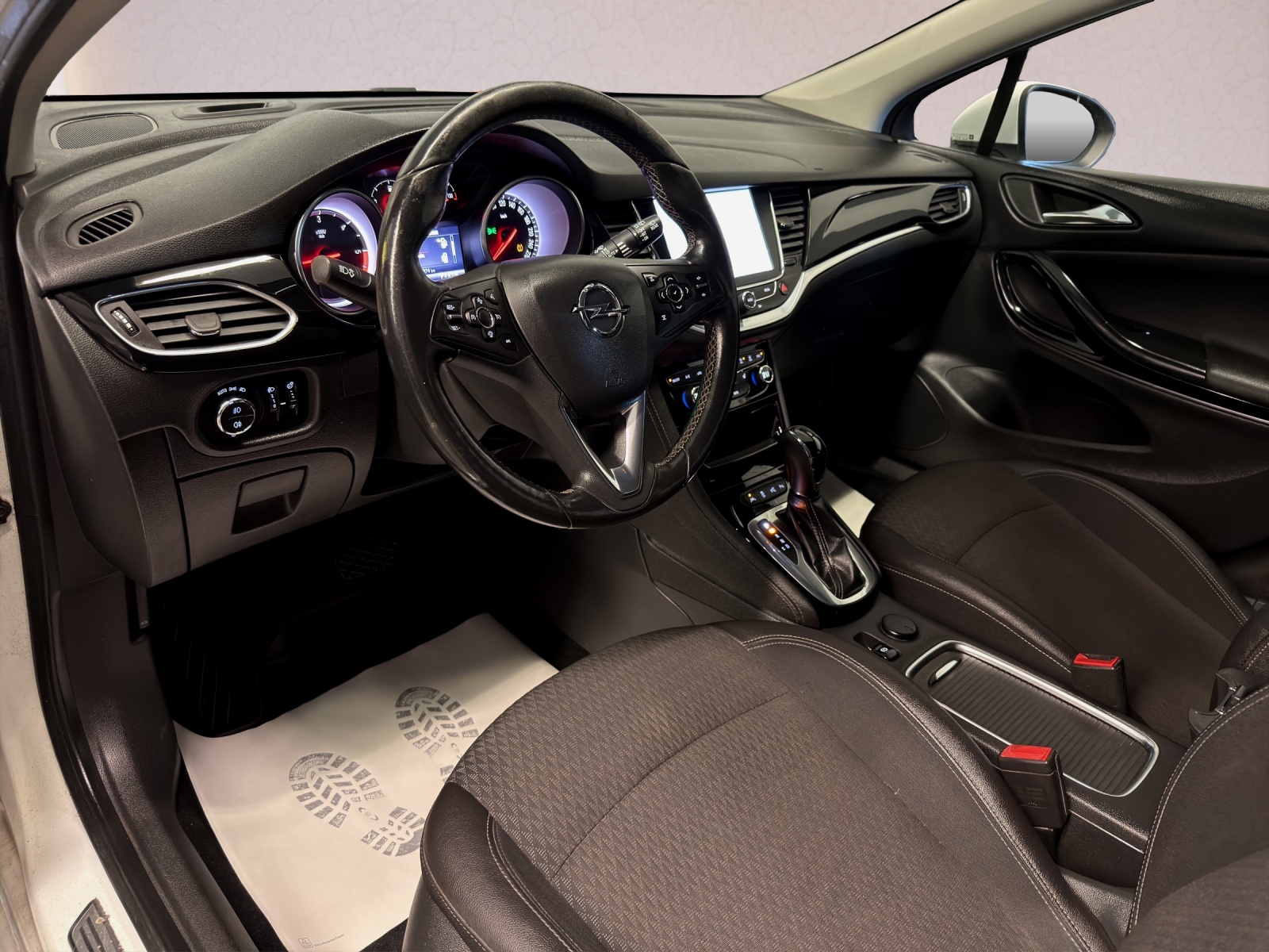 OPEL Astra 1.6 CDTi ecoF Excellence-image-7