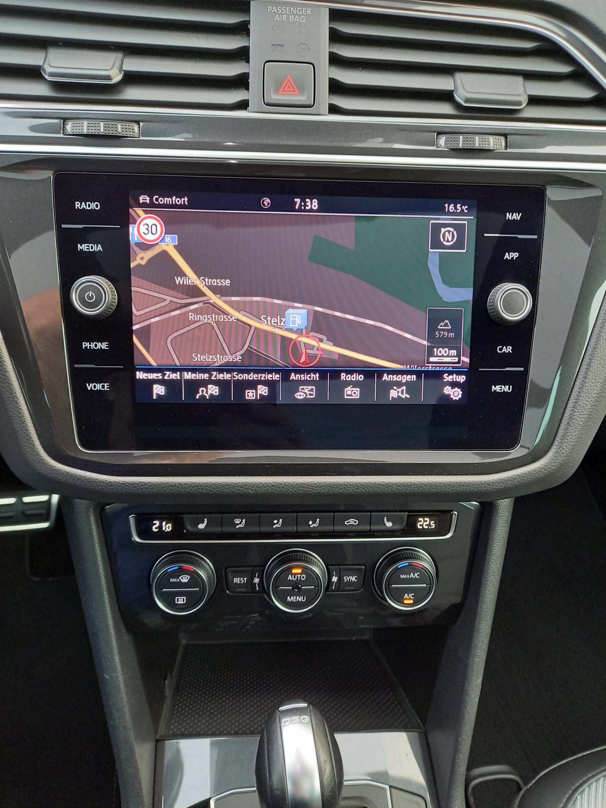 VW Tiguan 2.0TSI Highline 4Motion DSG **R-Line**-image-7