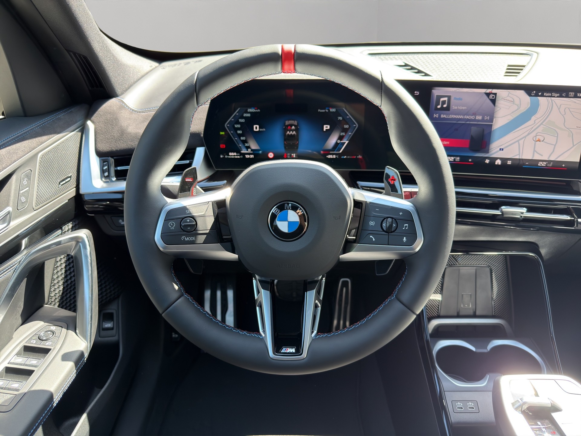 BMW X1 xDrive M35i-image-12
