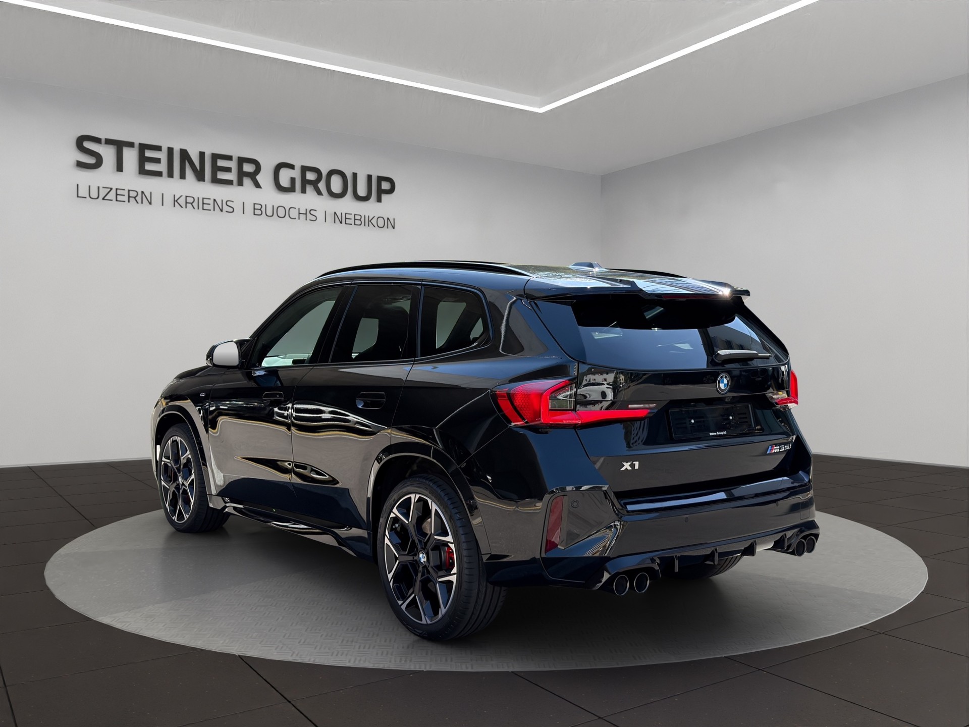 BMW X1 xDrive M35i-image-6