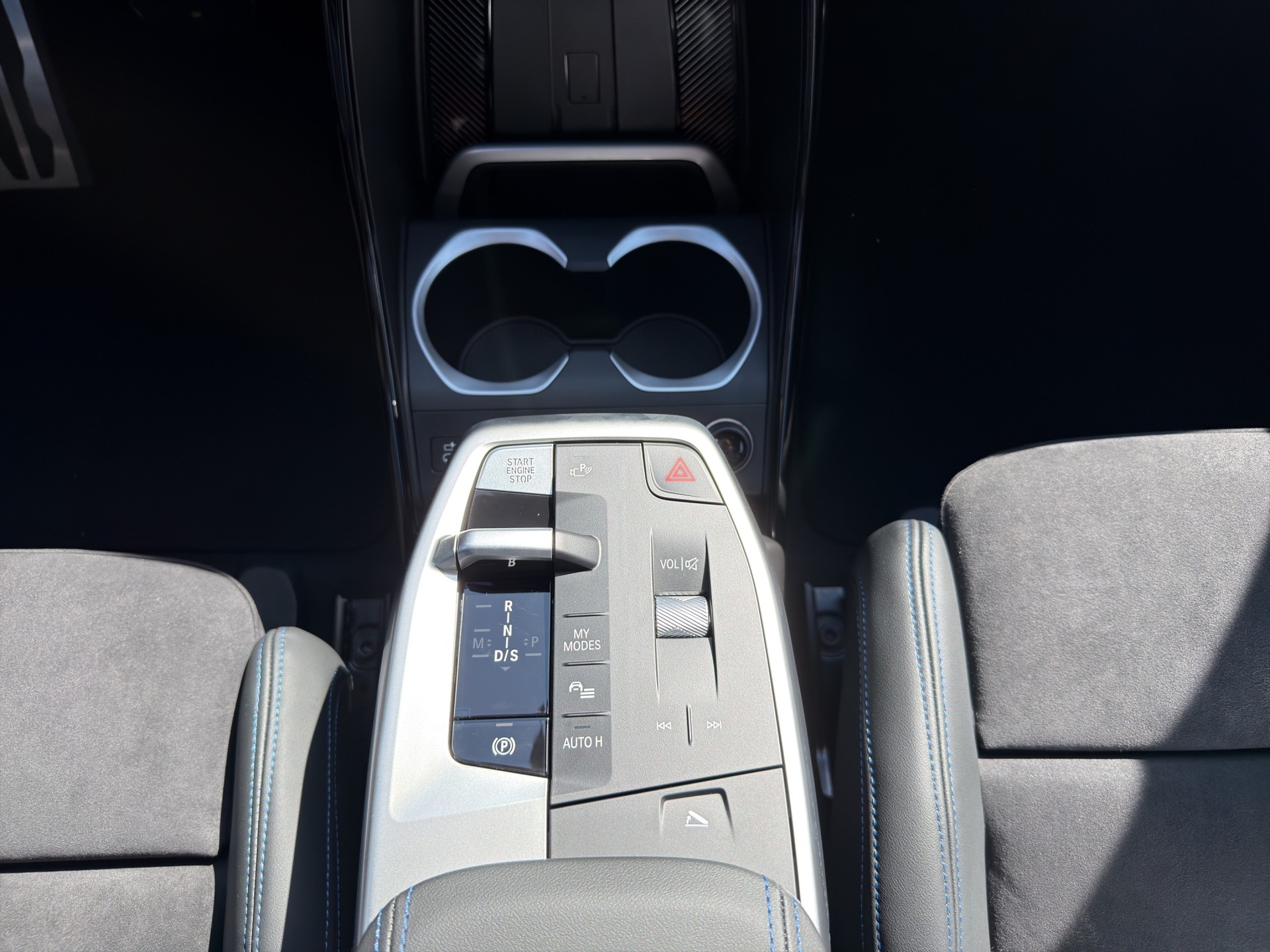 BMW X1 xDrive M35i-image-15