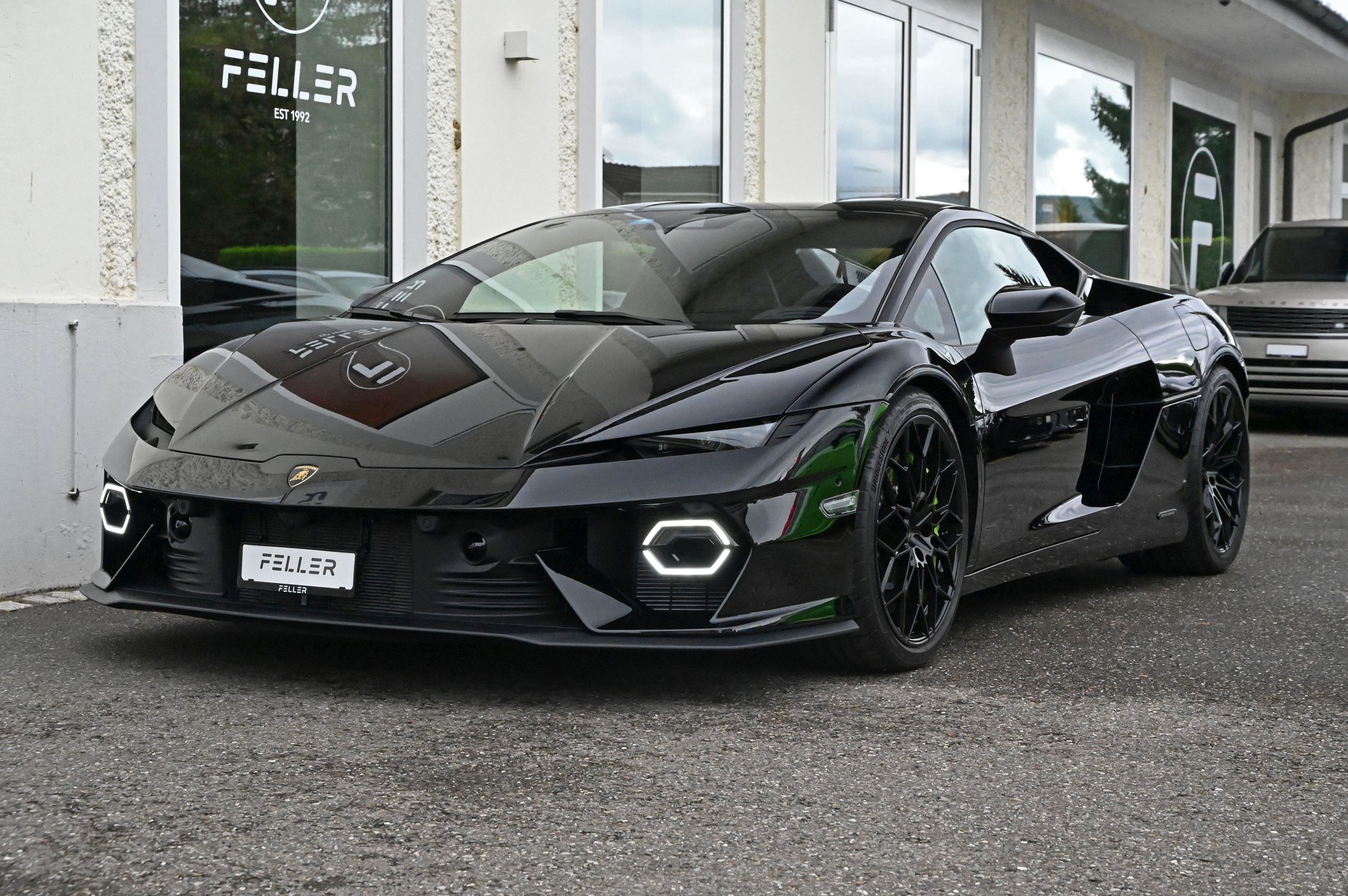 LAMBORGHINI Temerario HPEV-showroom-element-1