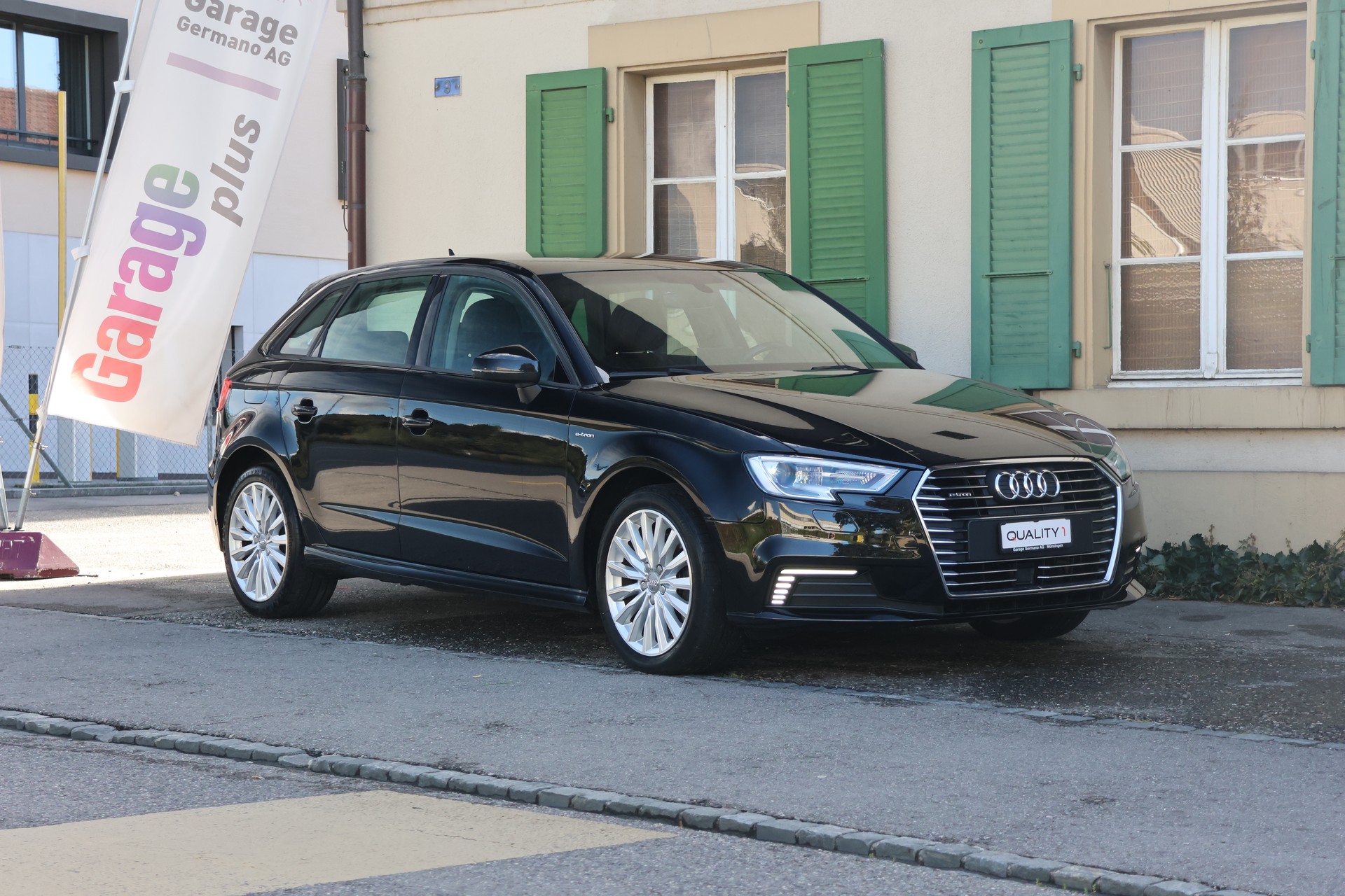 AUDI A3 Sportback 1.4 e-tron Sport S-tronic-showroom-element-2