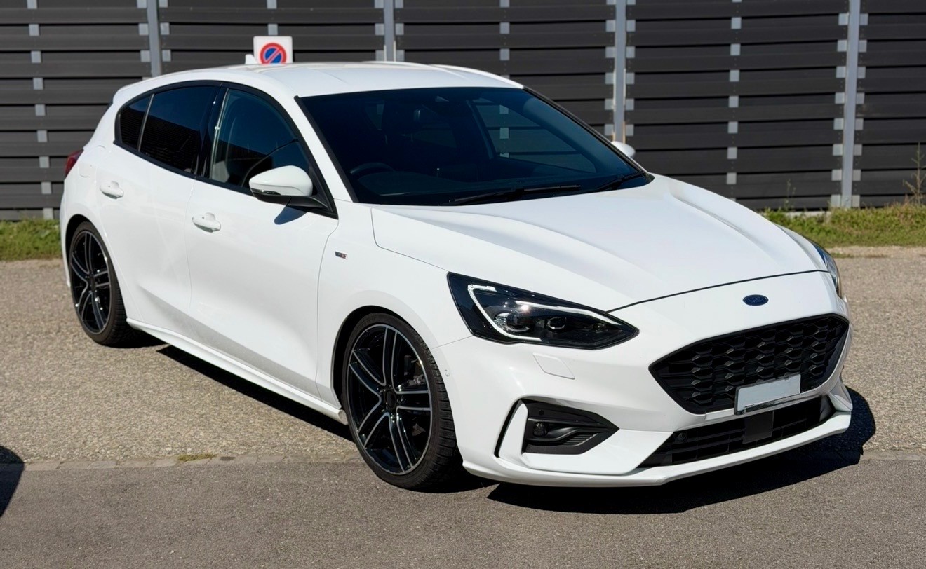 FORD Focus 1.0 SCTi ST Line