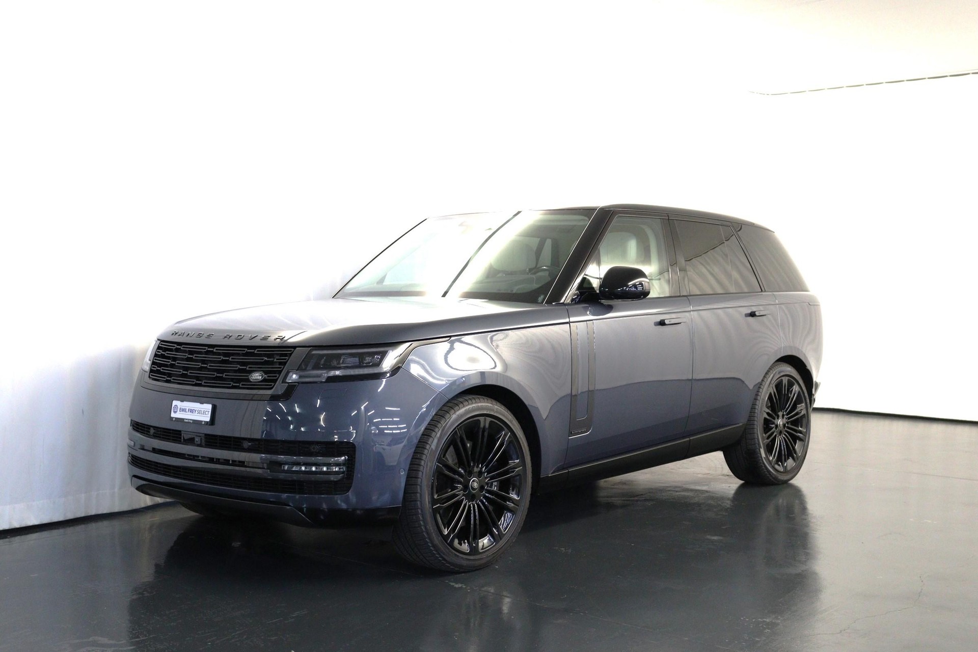 LAND ROVER Range Rover 4.4 V8 Autobiography-showroom-element-1