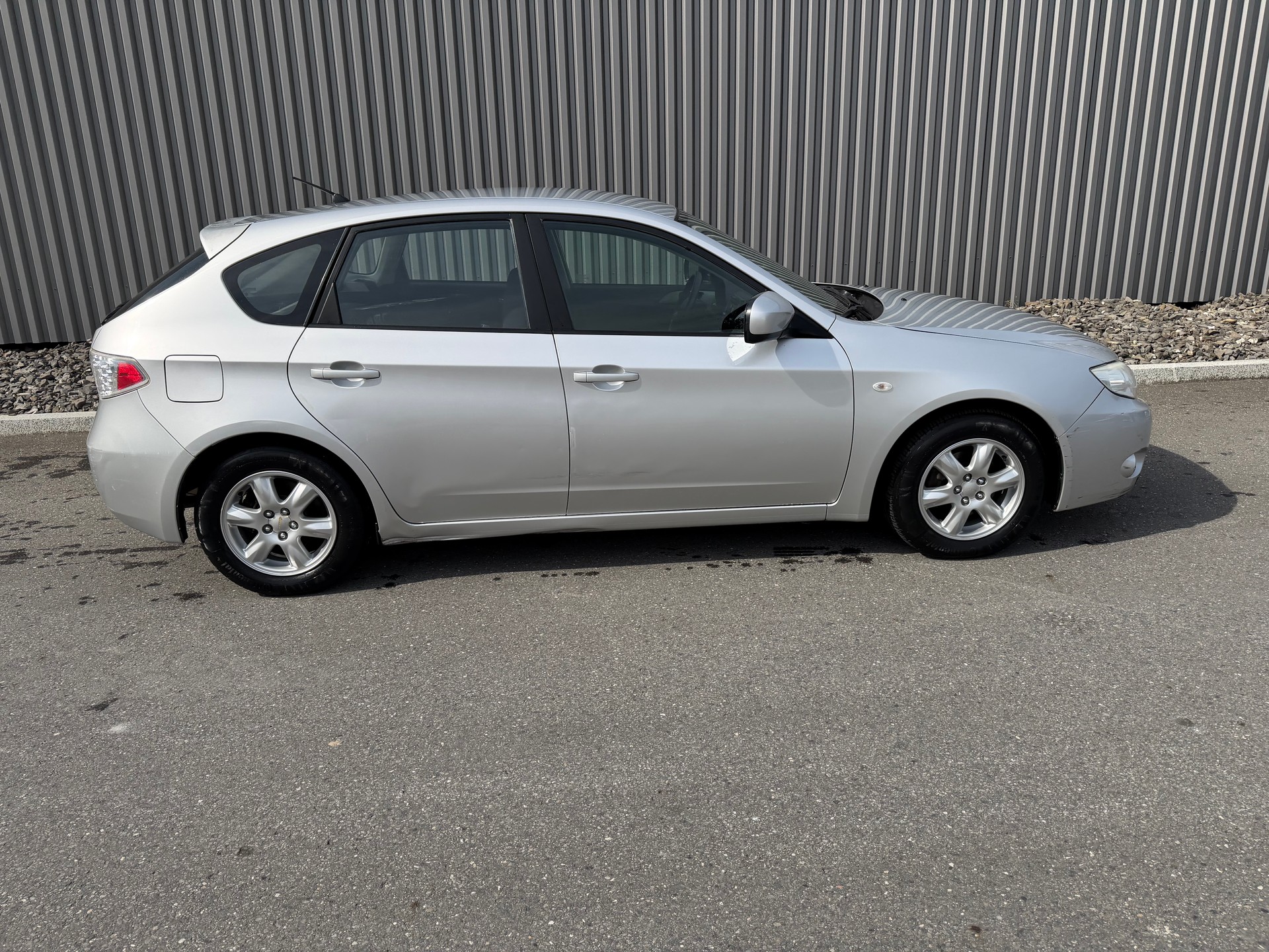 SUBARU Impreza 1.5R Swiss BOITE MANUEL 76000 KM-image-6