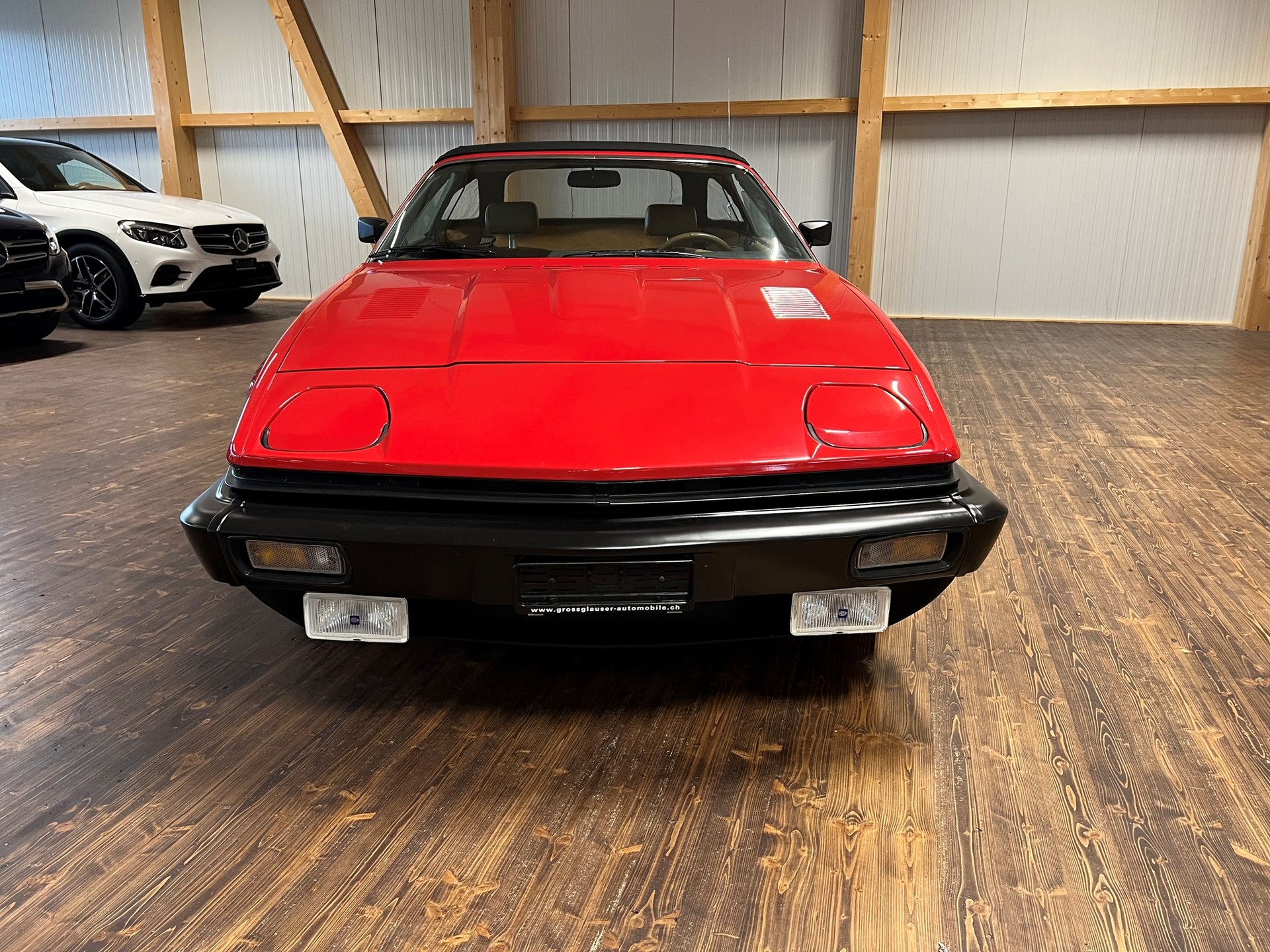 TRIUMPH TR7 Cabriolet-showroom-element-1