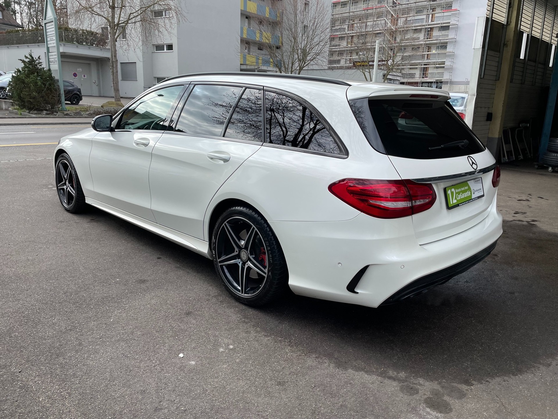 MERCEDES-BENZ C 450 AMG 4Matic 7G-Tronic-image-4