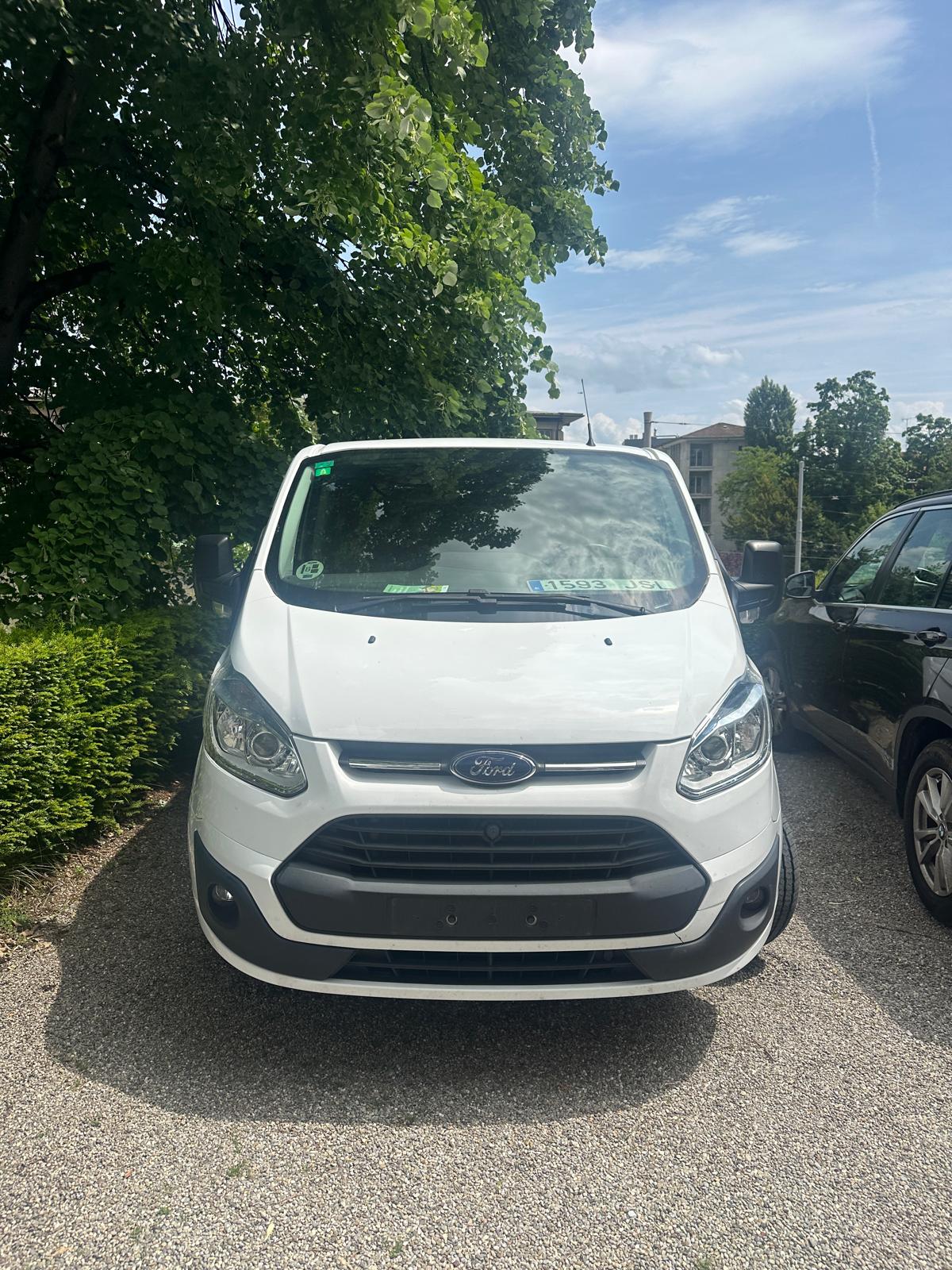 FORD TRANSIT CUSTOM 122 PS
