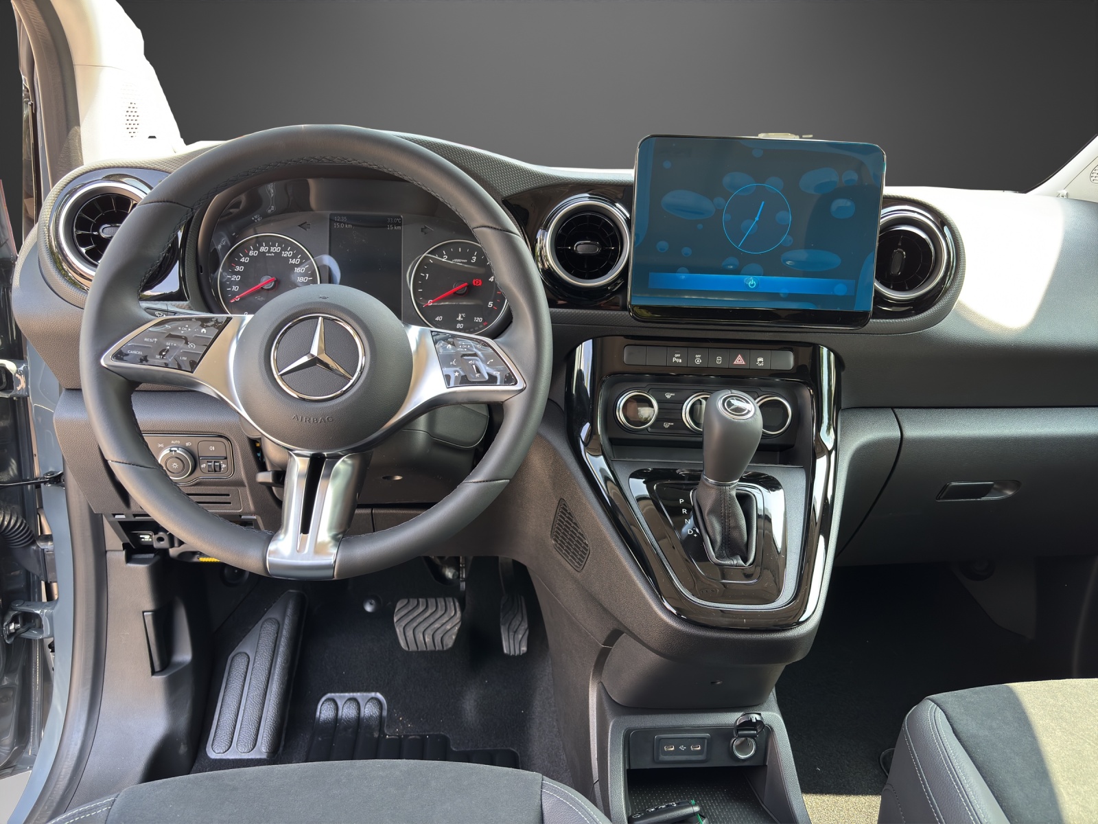 MERCEDES-BENZ T-Klasse 180 Style Automat-image-8