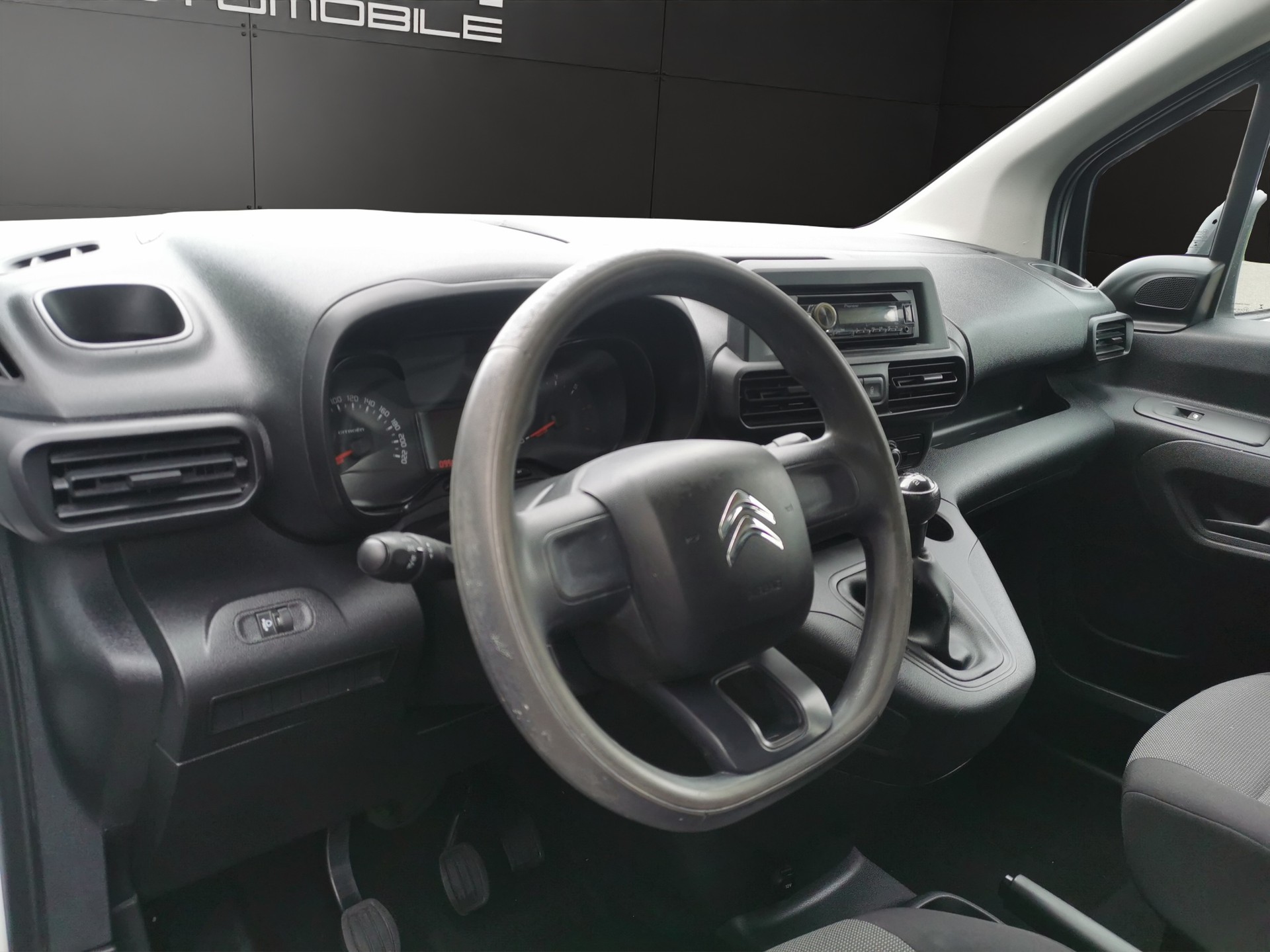 CITROEN Berlingo Van 1.5 Blue HDi 75 Control 650kg-image-8