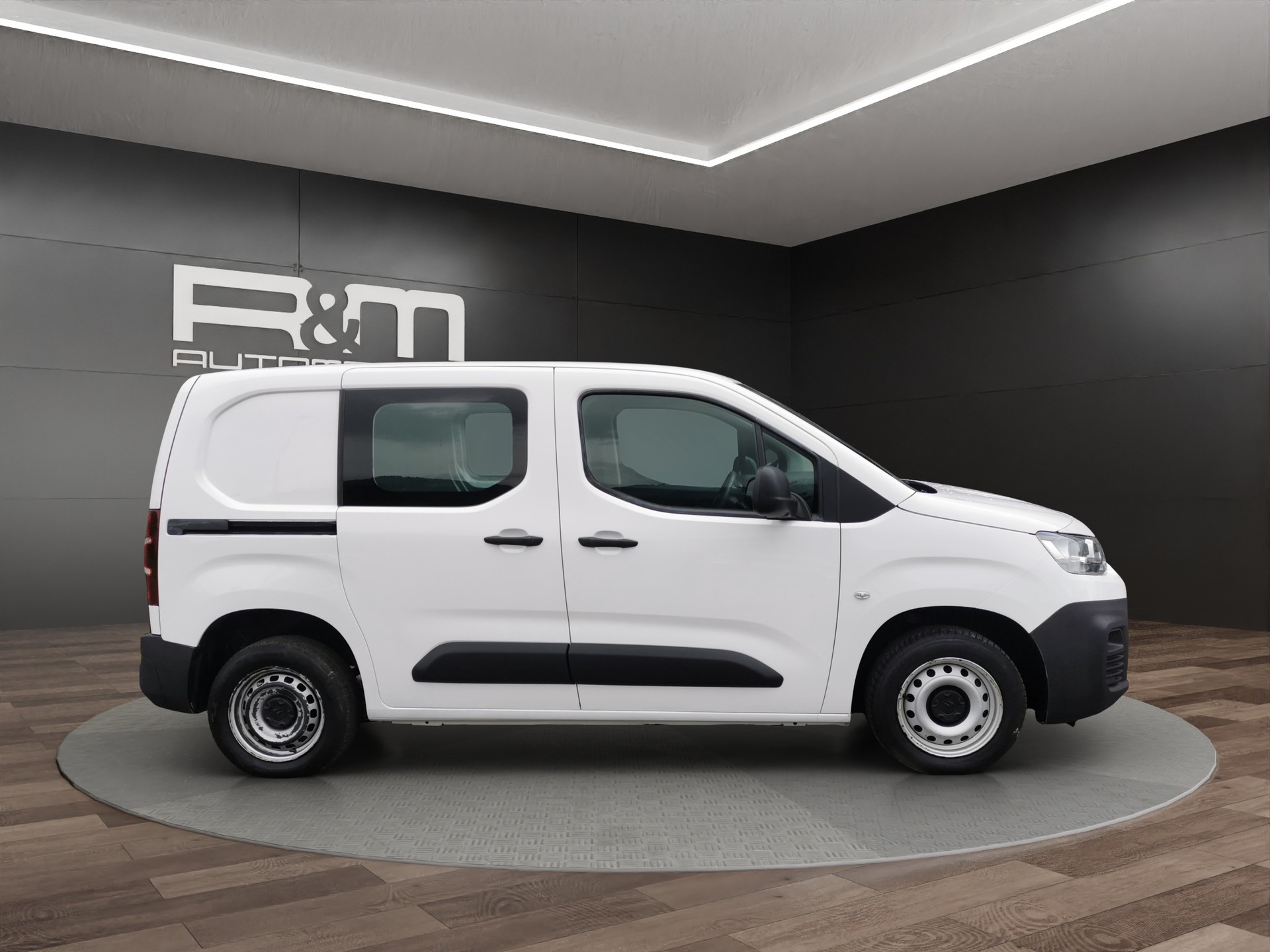 CITROEN Berlingo Van 1.5 Blue HDi 75 Control 650kg-showroom-element-3