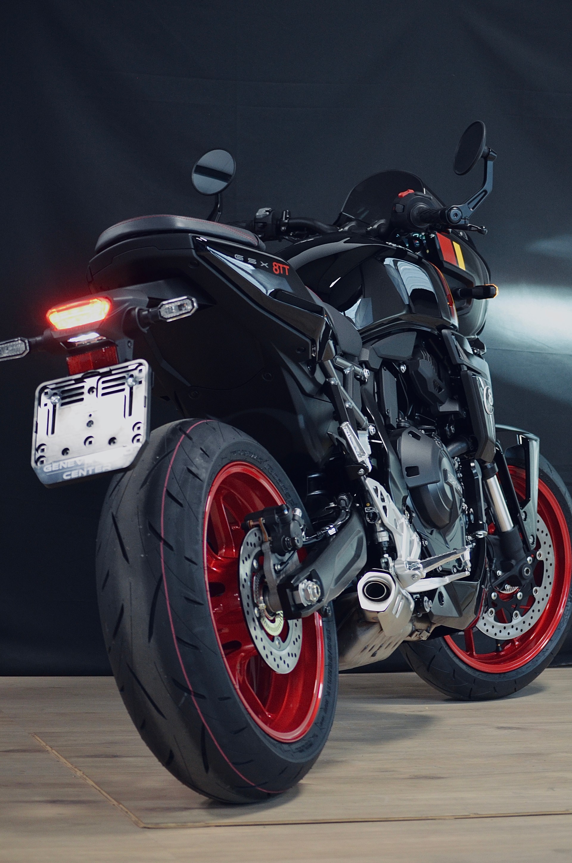 SUZUKI GSX800 (8TT)-image-9