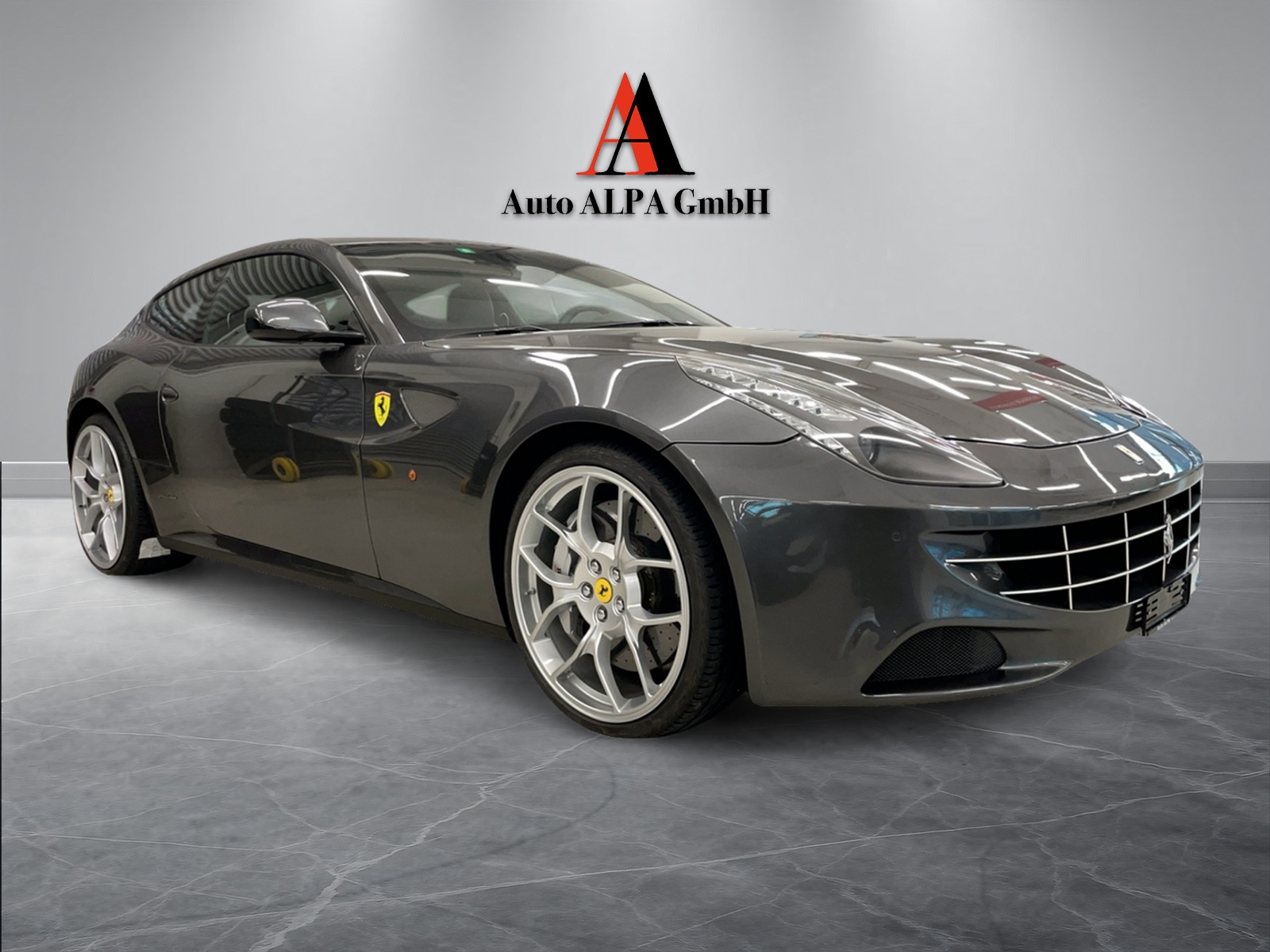 FERRARI FF-image-5