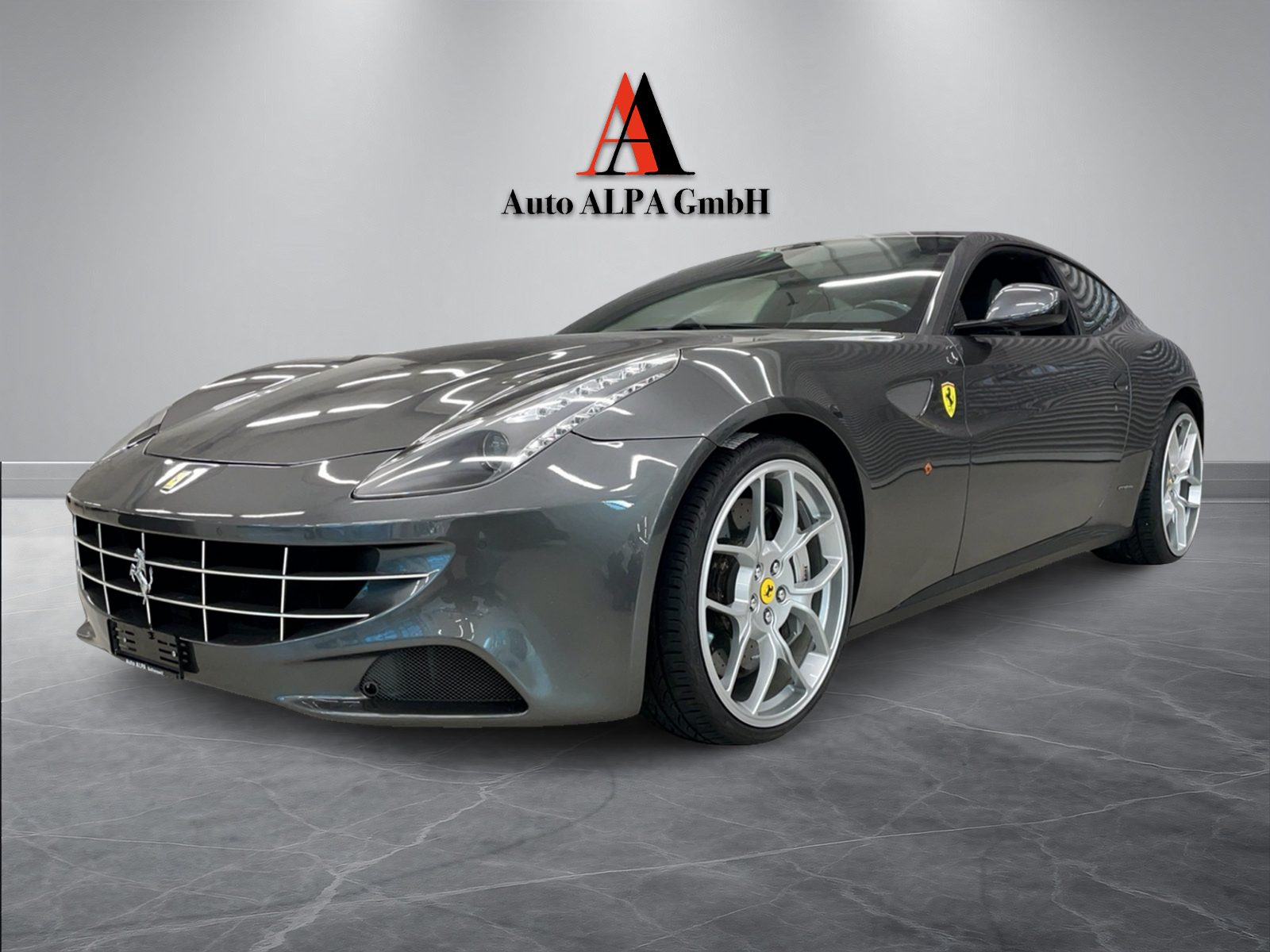 FERRARI FF
