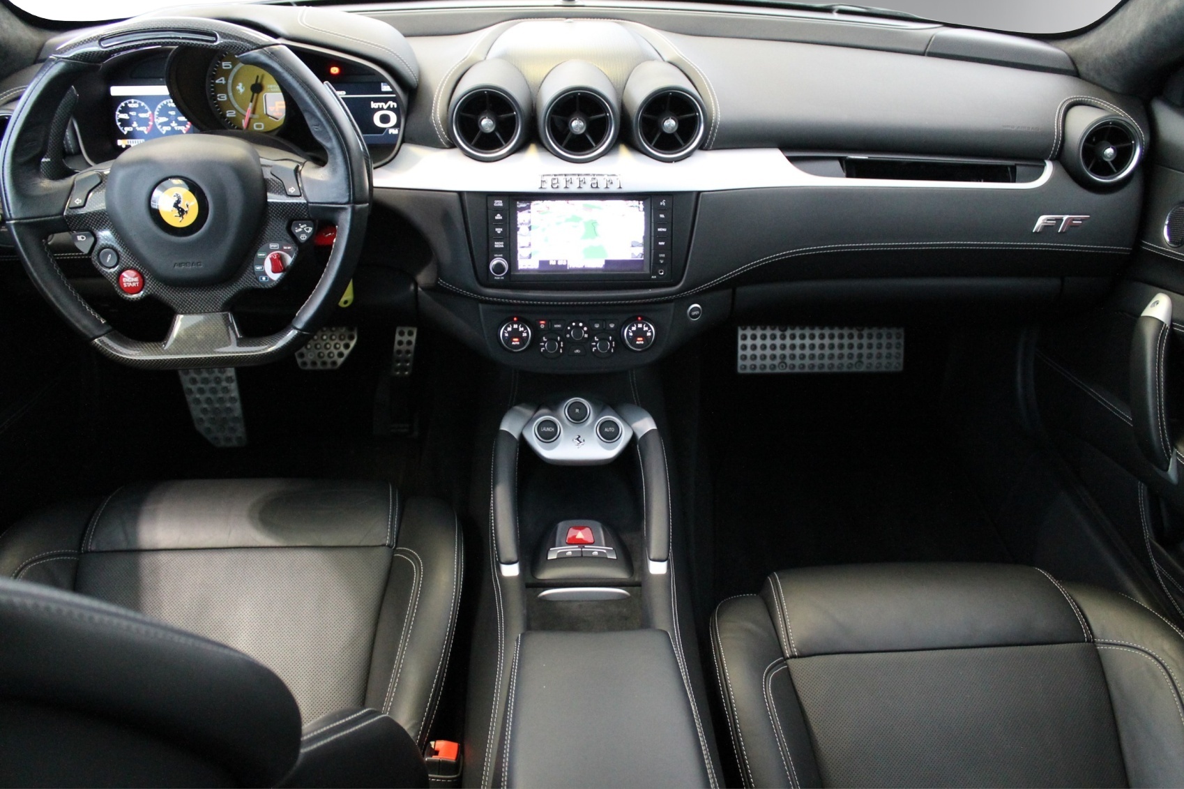 FERRARI FF-image-9
