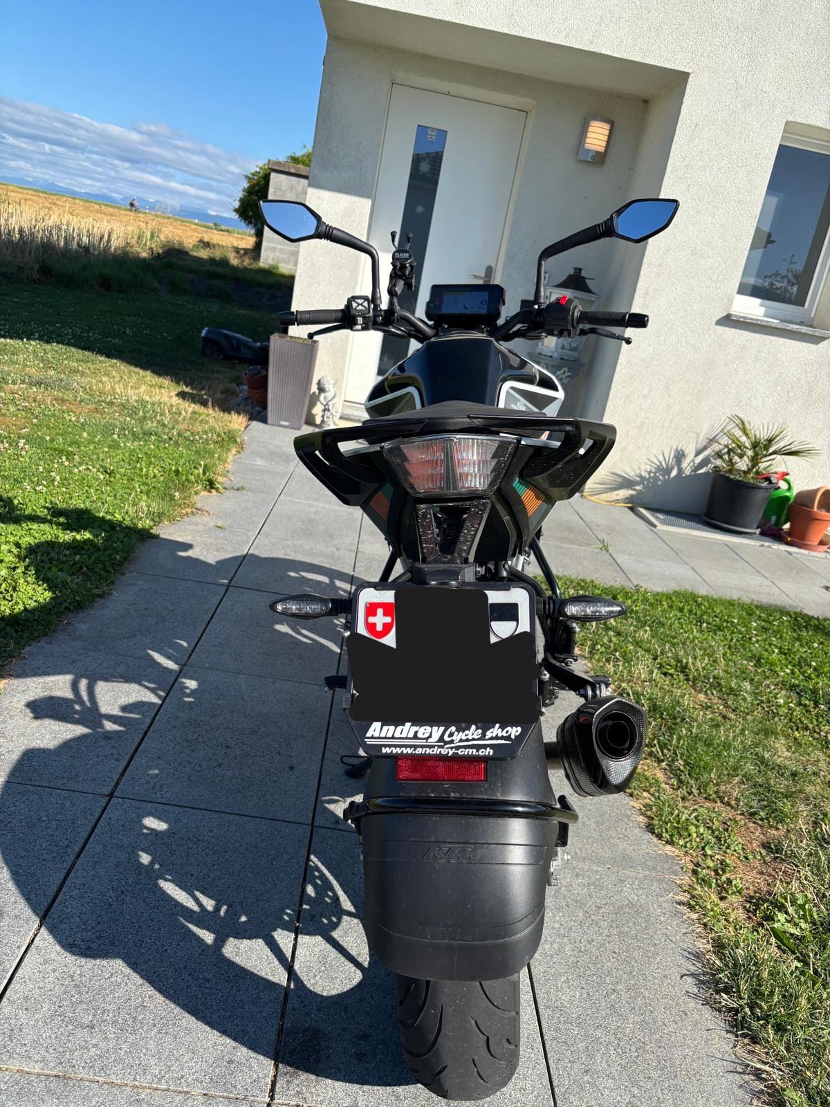 KTM 390 Duke-image-5
