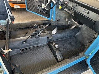 VW Käfer 13-1303 / Künstler-Design-image-10