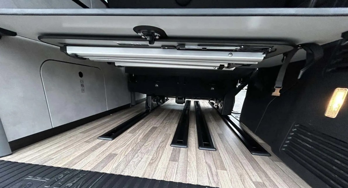 CROSSCAMP EXPLR (Opel) 7-PLätzer, 180 PS Automat-image-6