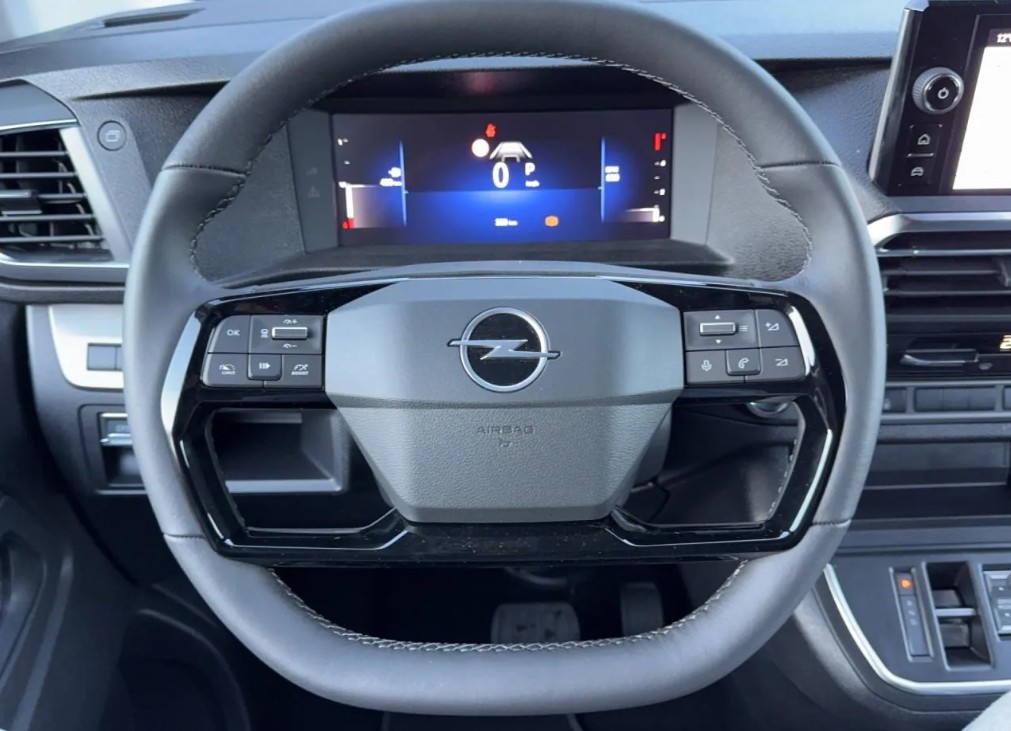 CROSSCAMP EXPLR (Opel) 7-PLätzer, 180 PS Automat-image-14