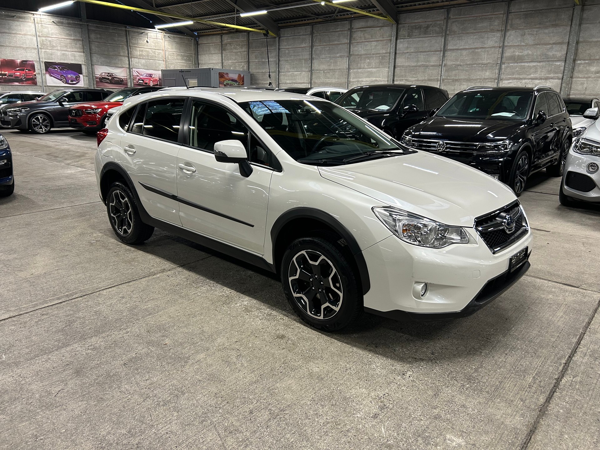 SUBARU XV 2.0 Swiss Two AWD CVT-showroom-element-1