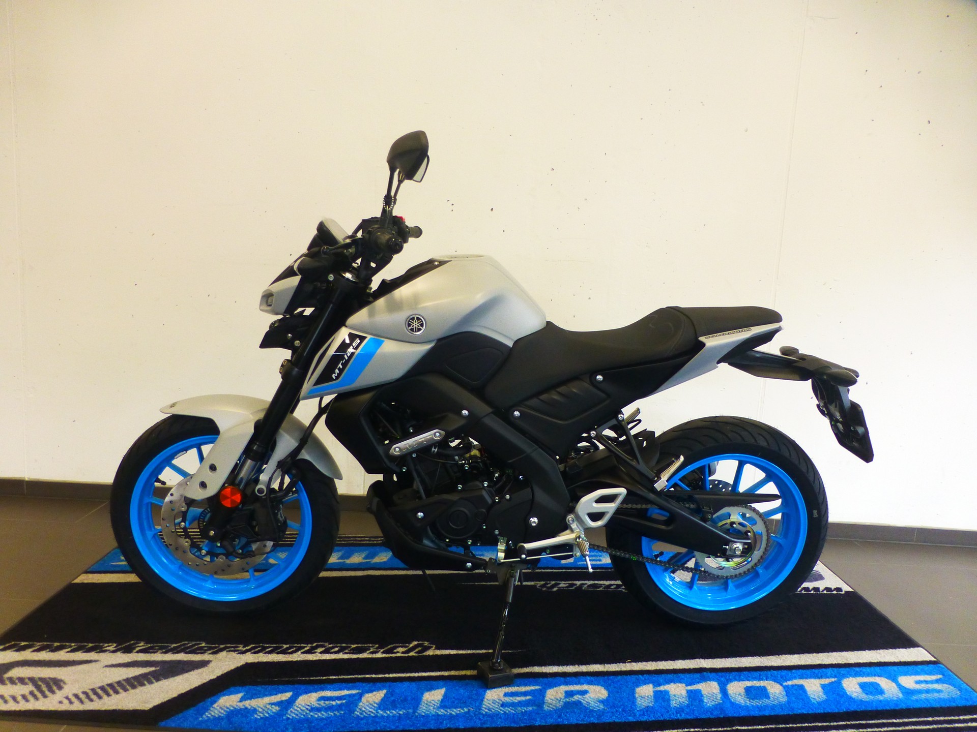 YAMAHA MT-125 ABS-image-2