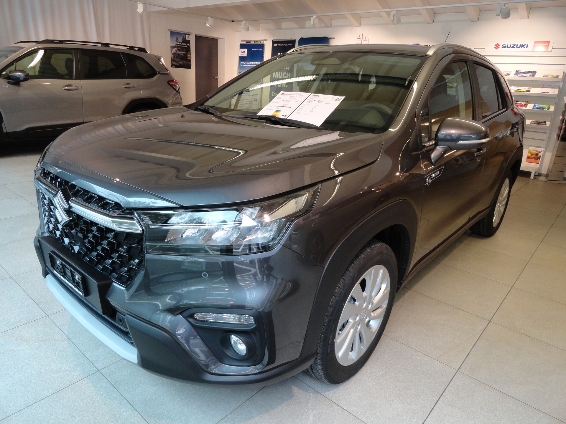 SUZUKI S-Cross 1.4 16V Sakura MHD 4WD Automatic-image-4