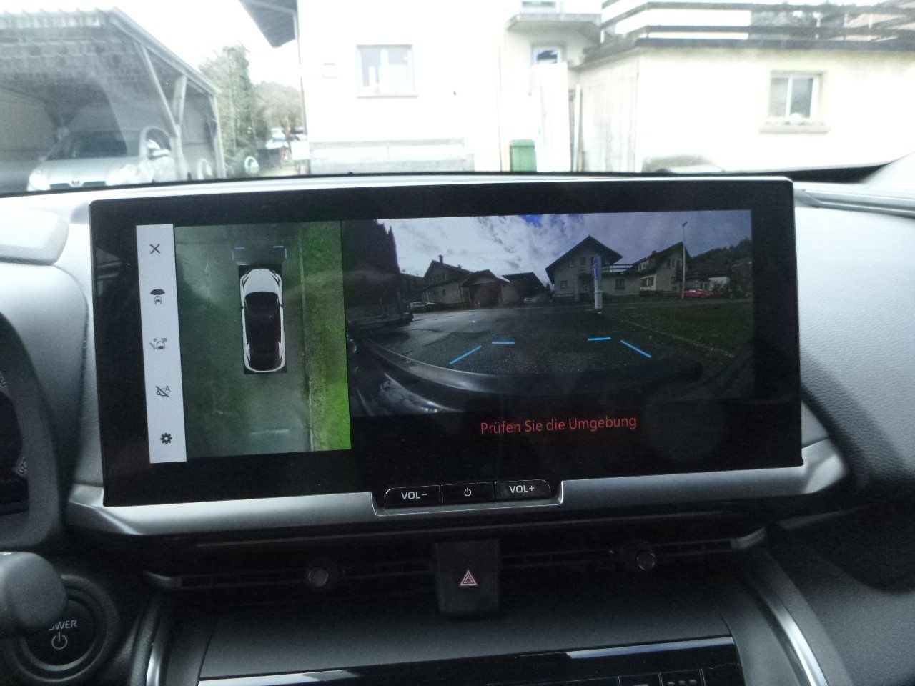 TOYOTA C-HR 2.0 PHEV CVT GR Sport Premire-image-21