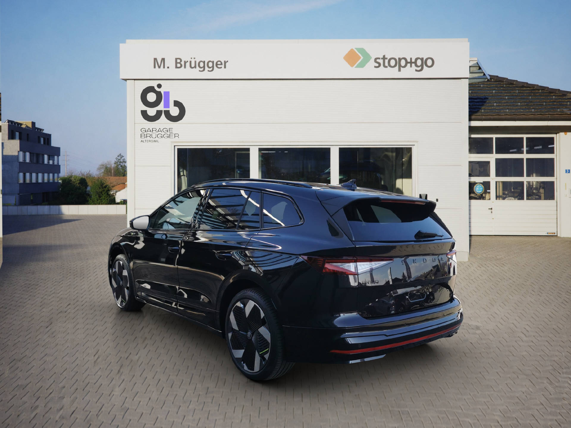 SKODA Enyaq RS 4x4-image-3