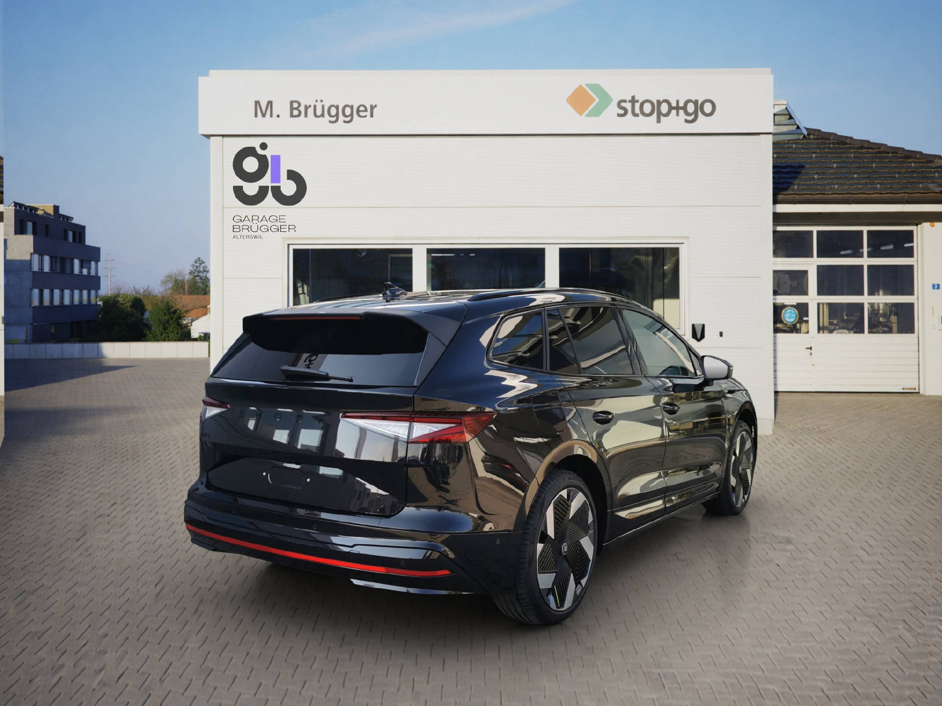 SKODA Enyaq RS 4x4-image-5