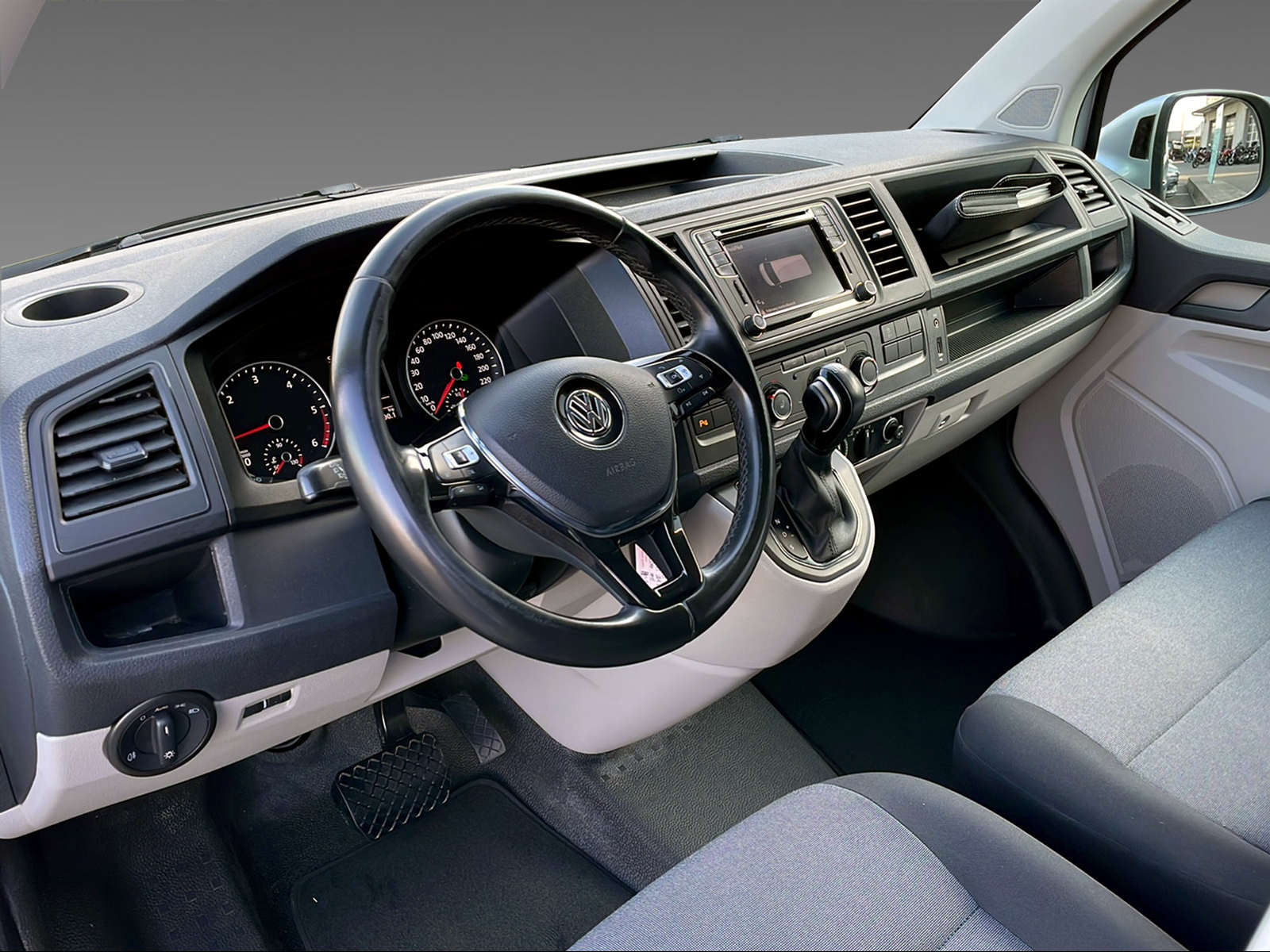 VW T6 Kaw. 3000 2.0 TDI 204 DSG 4motion-image-4
